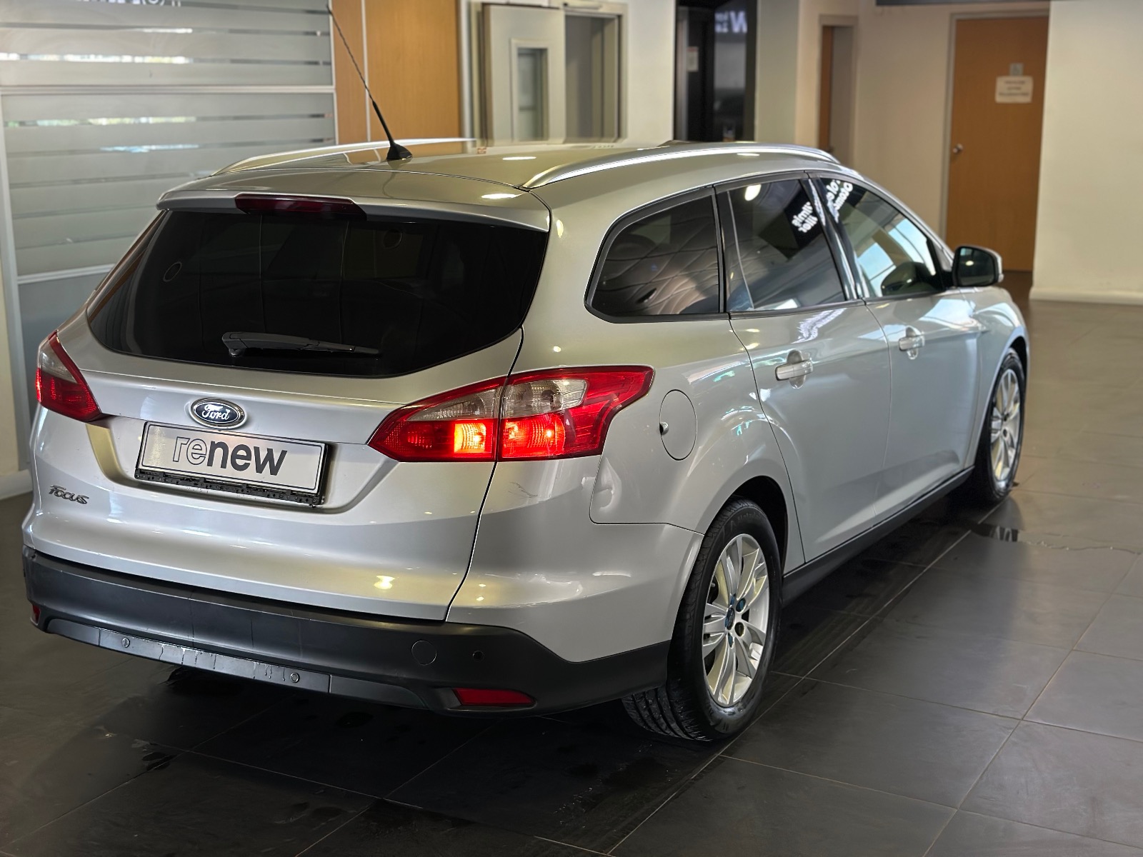 2014 Dizel Manuel Ford Focus Gri Ermat Motorlu Araçlar ve Tarım Ürünleri Sanayi Ticaret A.Ş.