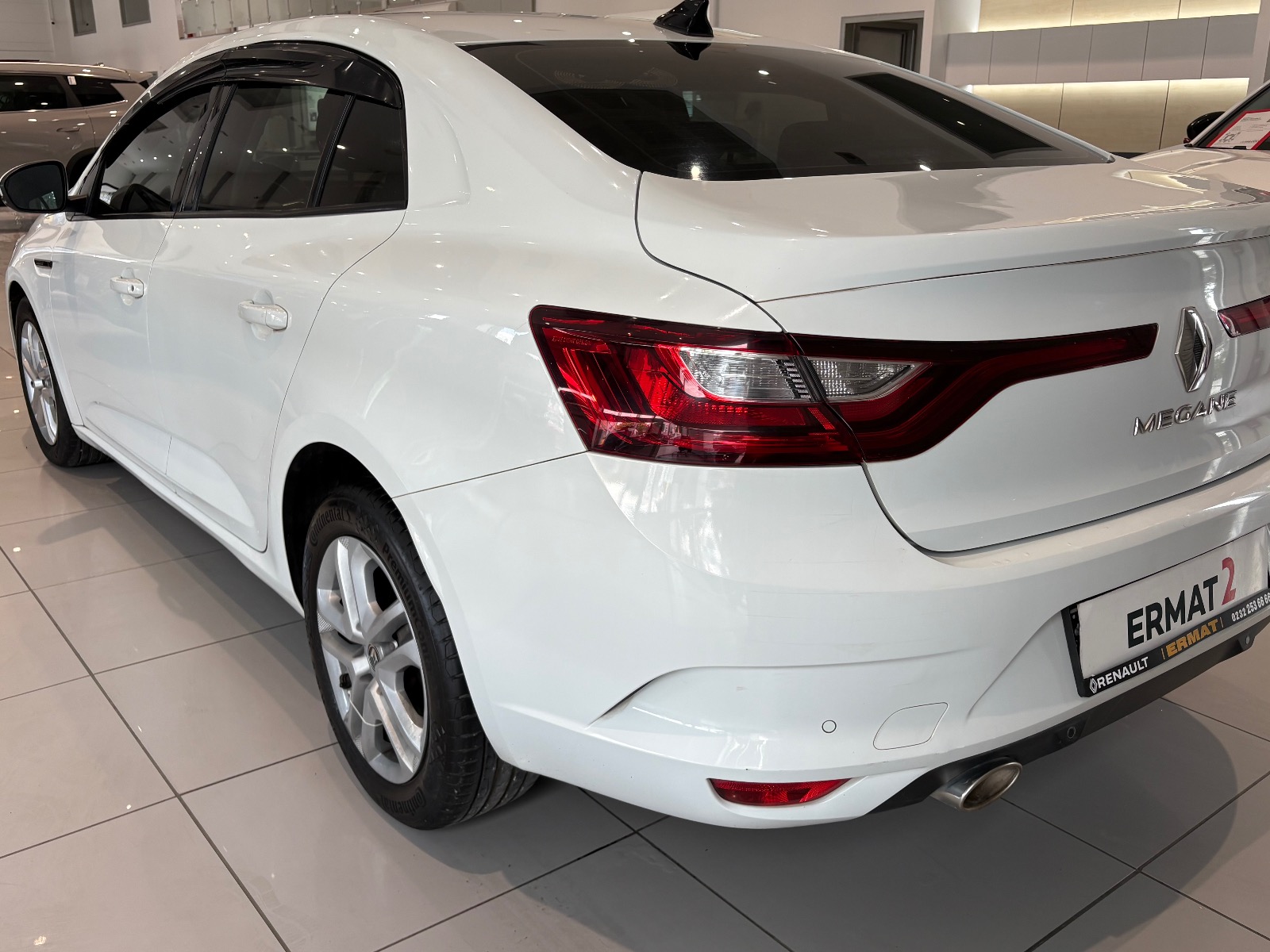 2020 Benzin Manuel Renault Megane Beyaz Ermat Motorlu Araçlar ve Tarım Ürünleri Sanayi Ticaret A.Ş.