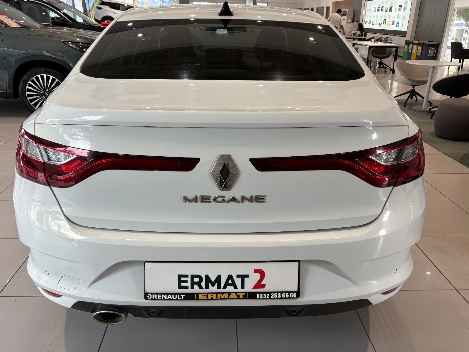 2020 Benzin Manuel Renault Megane Beyaz Ermat Motorlu Araçlar ve Tarım Ürünleri Sanayi Ticaret A.Ş.