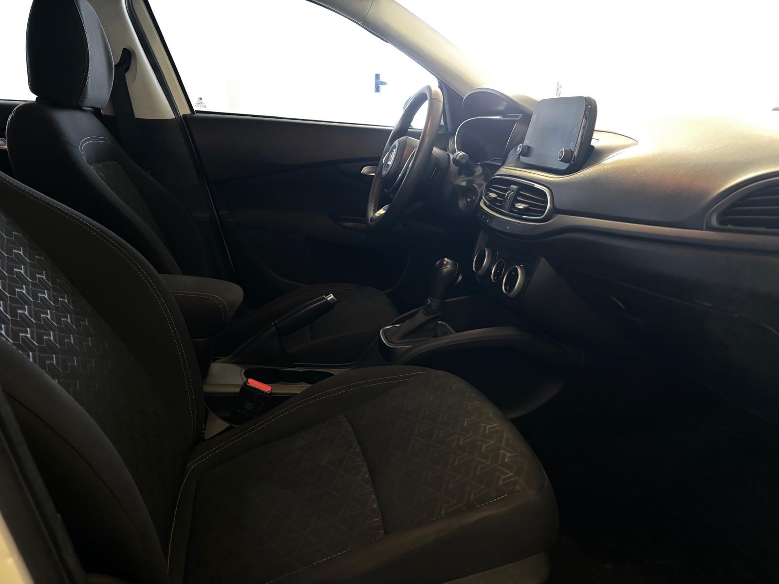 2022 Dizel Otomatik Fiat Egea Cross Beyaz Ermat Motorlu Araçlar ve Tarım Ürünleri Sanayi Ticaret A.Ş.