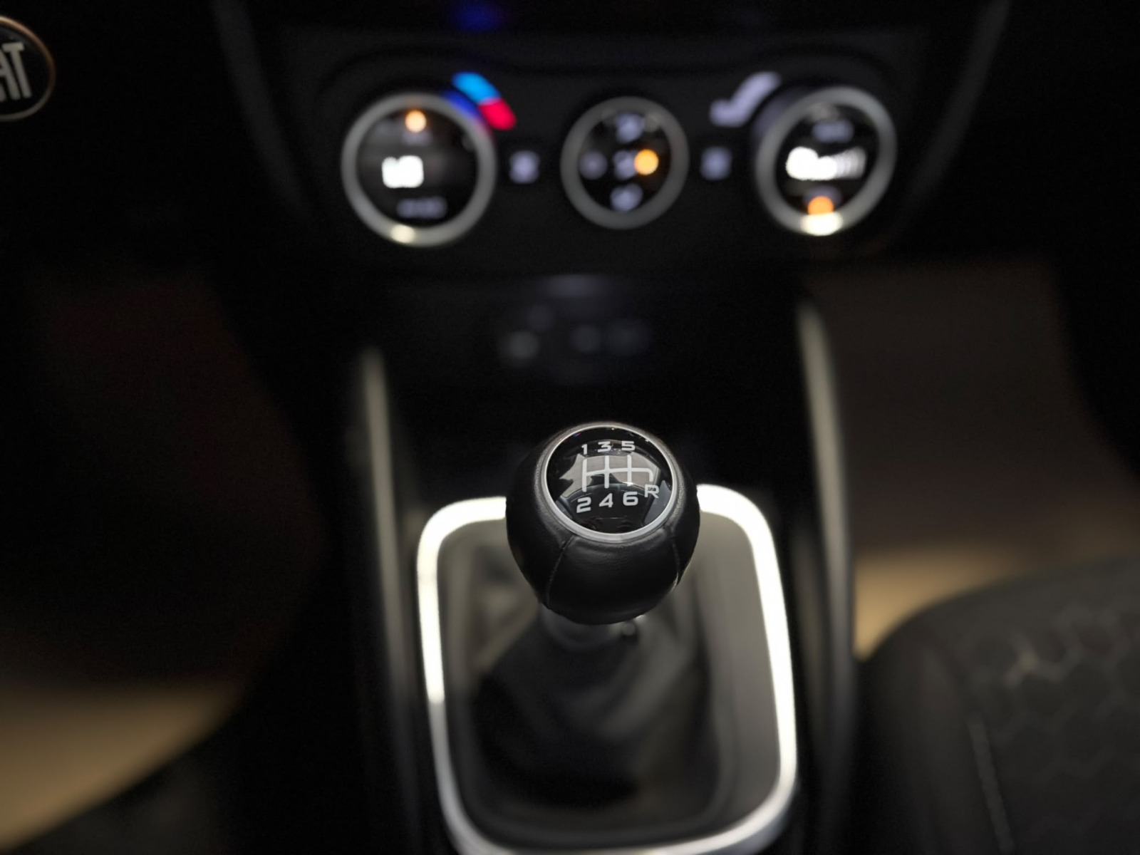 2022 Benzin Manuel Fiat Egea Cross Beyaz Ermat Motorlu Araçlar ve Tarım Ürünleri Sanayi Ticaret A.Ş.