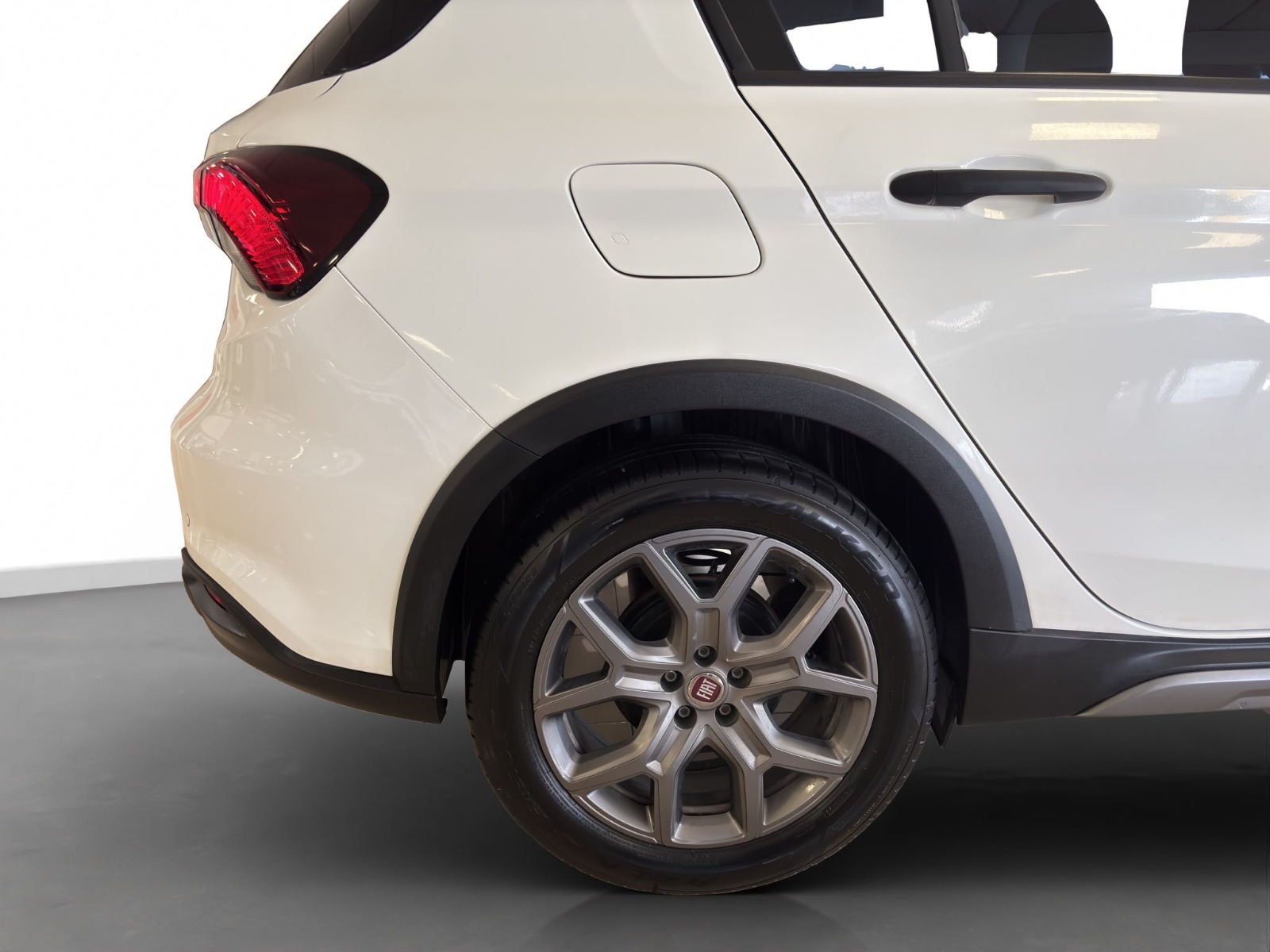 2022 Benzin Manuel Fiat Egea Cross Beyaz Ermat Motorlu Araçlar ve Tarım Ürünleri Sanayi Ticaret A.Ş.
