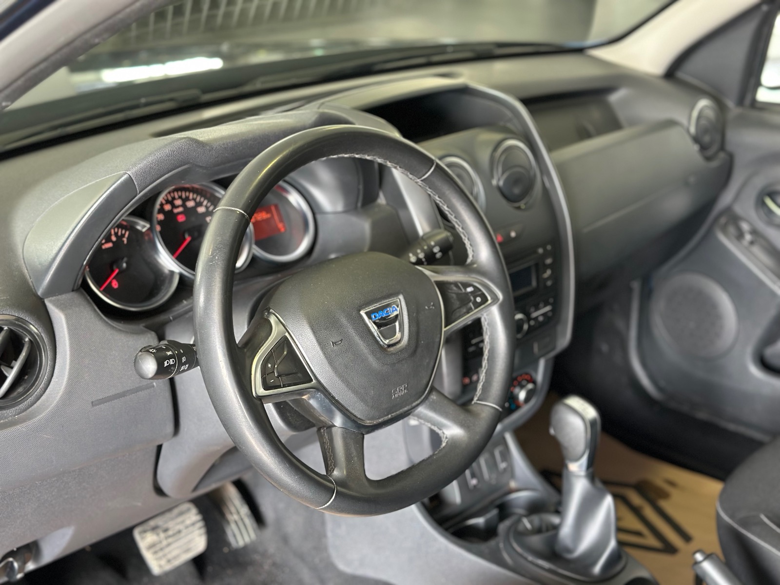 2017 Dizel Otomatik Dacia Duster Mavi Ermat Motorlu Araçlar ve Tarım Ürünleri Sanayi Ticaret A.Ş.