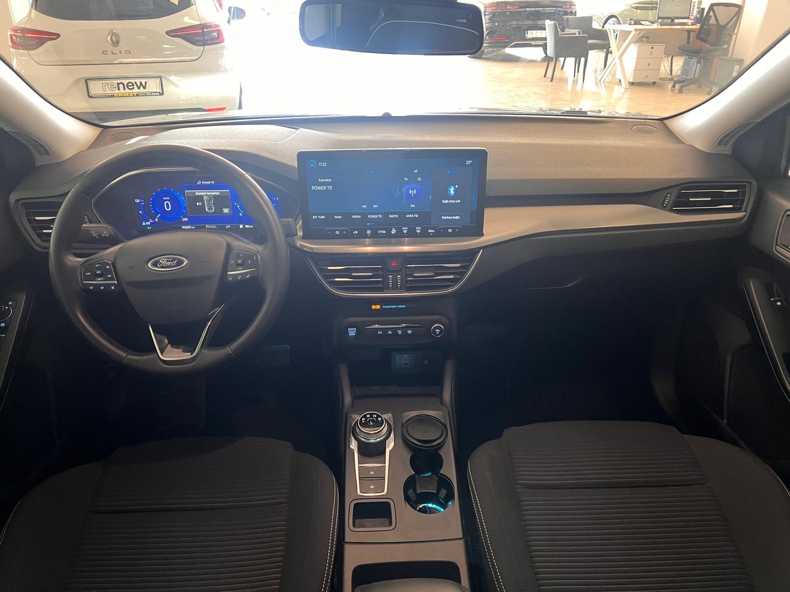 2023 Dizel Otomatik Ford Focus Gri Ermat Motorlu Araçlar ve Tarım Ürünleri Sanayi Ticaret A.Ş.