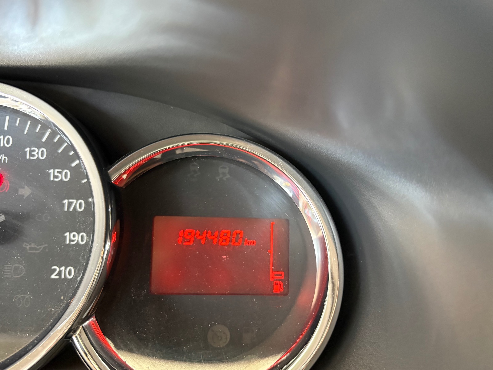2014 Dizel Manuel Dacia Logan Beyaz Ermat Motorlu Araçlar ve Tarım Ürünleri Sanayi Ticaret A.Ş.