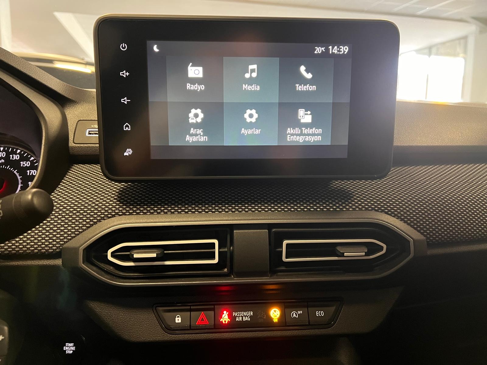 2023 Benzin + LPG Manuel Dacia Jogger Siyah Ermat Motorlu Araçlar ve Tarım Ürünleri Sanayi Ticaret A.Ş.