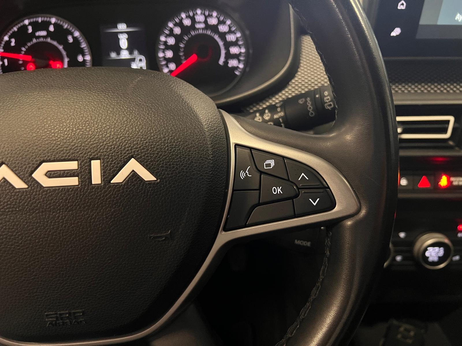 2023 Benzin + LPG Manuel Dacia Jogger Siyah Ermat Motorlu Araçlar ve Tarım Ürünleri Sanayi Ticaret A.Ş.