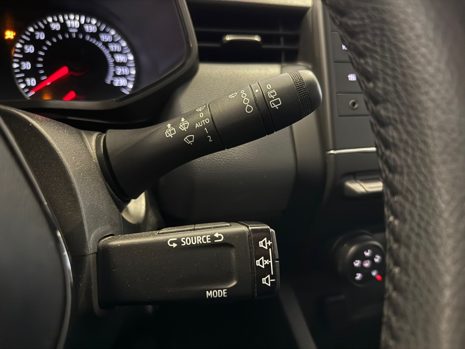 2023 Benzin Otomatik Renault Clio Beyaz Ermat Motorlu Araçlar ve Tarım Ürünleri Sanayi Ticaret A.Ş.