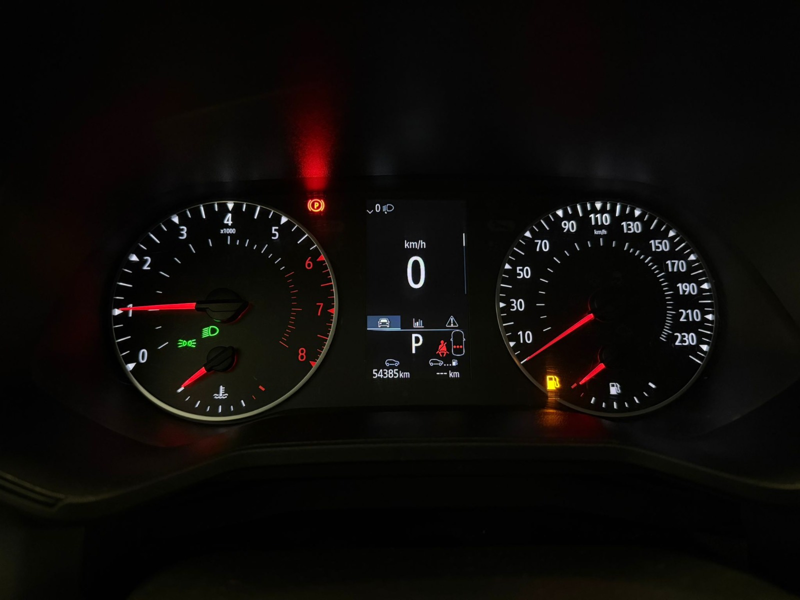 2023 Benzin Otomatik Renault Clio Beyaz Ermat Motorlu Araçlar ve Tarım Ürünleri Sanayi Ticaret A.Ş.