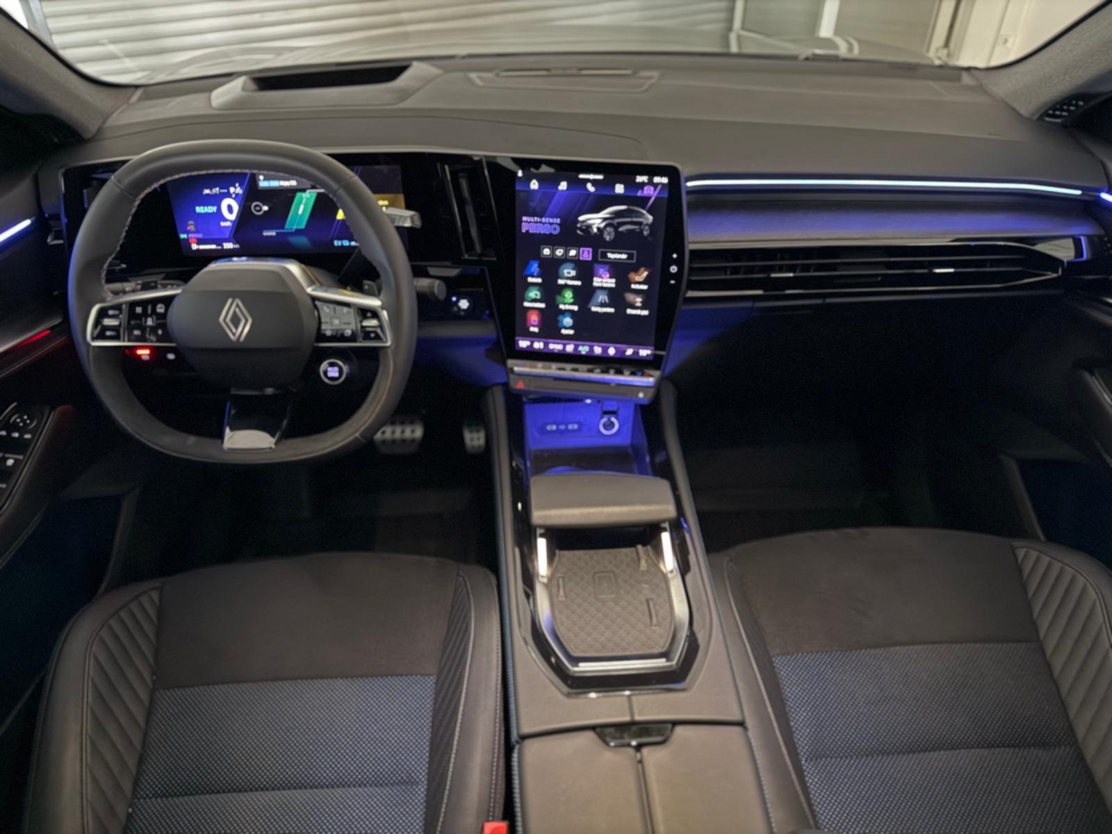 2024 Hybrid Otomatik Renault Rafale Siyah Ermat Motorlu Araçlar ve Tarım Ürünleri Sanayi Ticaret A.Ş.