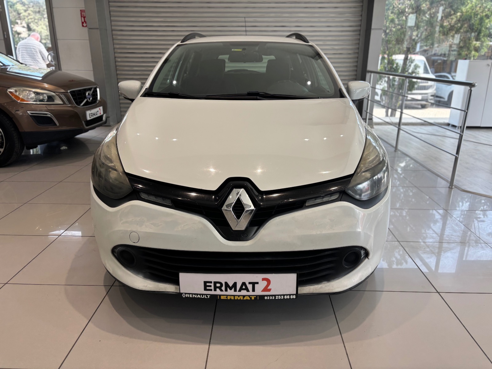 2015 Dizel Manuel Renault Clio Beyaz Ermat Motorlu Araçlar ve Tarım Ürünleri Sanayi Ticaret A.Ş.