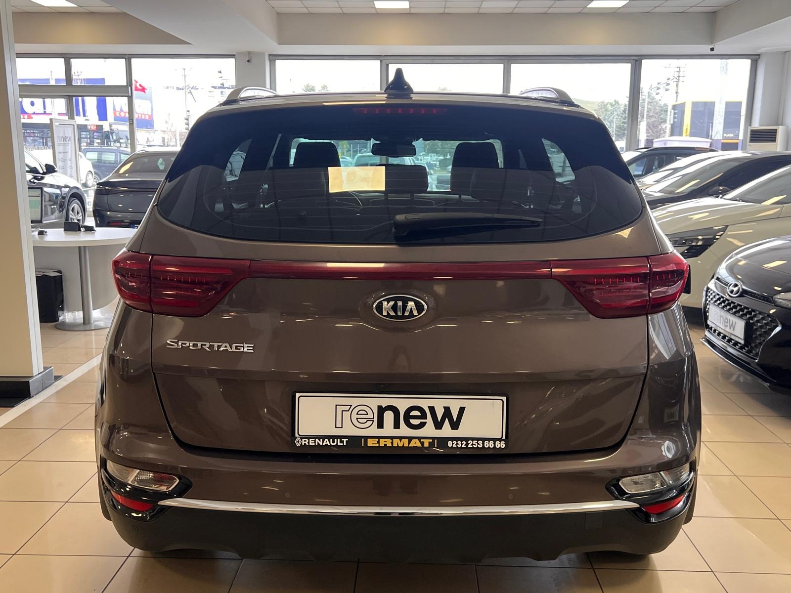 2021 Dizel Otomatik Kia Sportage Kahverengi Ermat Motorlu Araçlar ve Tarım Ürünleri Sanayi Ticaret A.Ş.