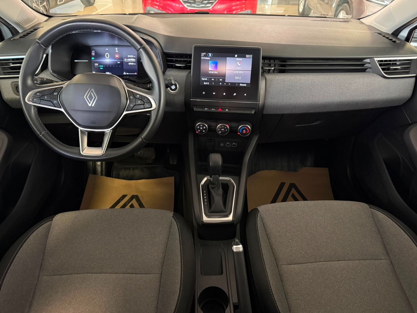 2025 Benzin Otomatik Renault Clio Beyaz Ermat Motorlu Araçlar ve Tarım Ürünleri Sanayi Ticaret A.Ş.