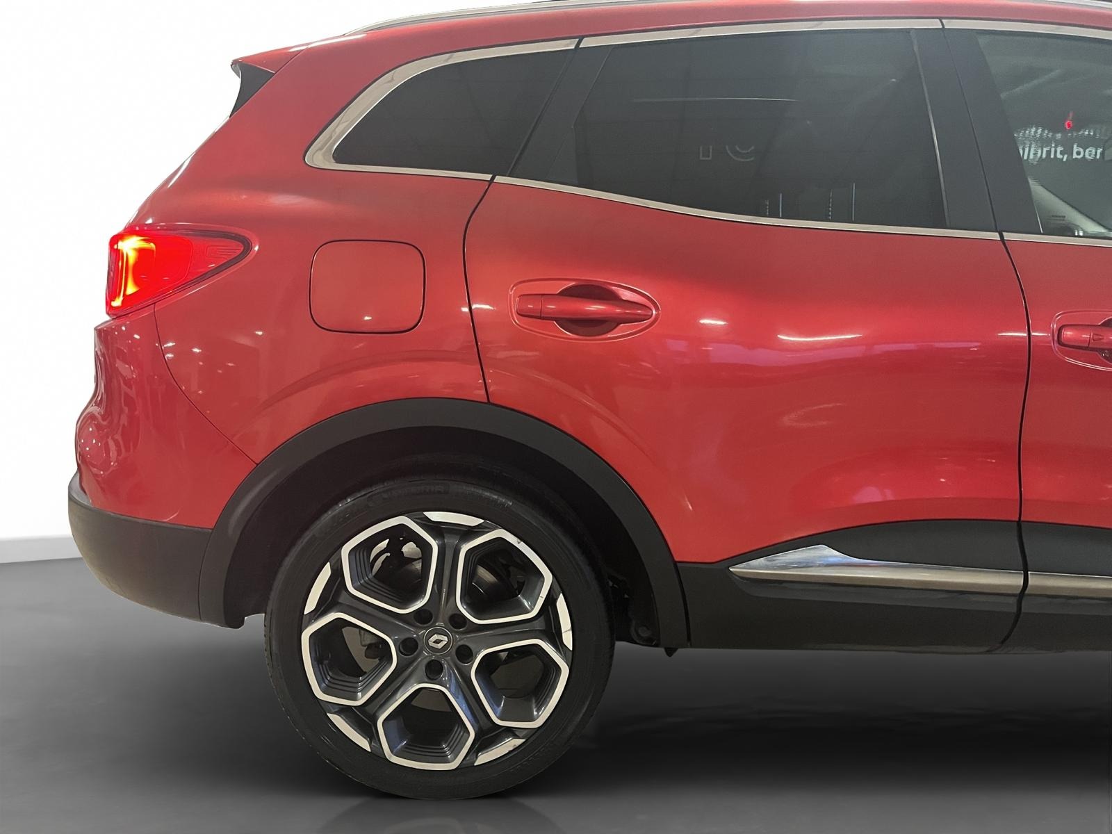 2017 Dizel Otomatik Renault Kadjar Kırmızı Ermat Motorlu Araçlar ve Tarım Ürünleri Sanayi Ticaret A.Ş.