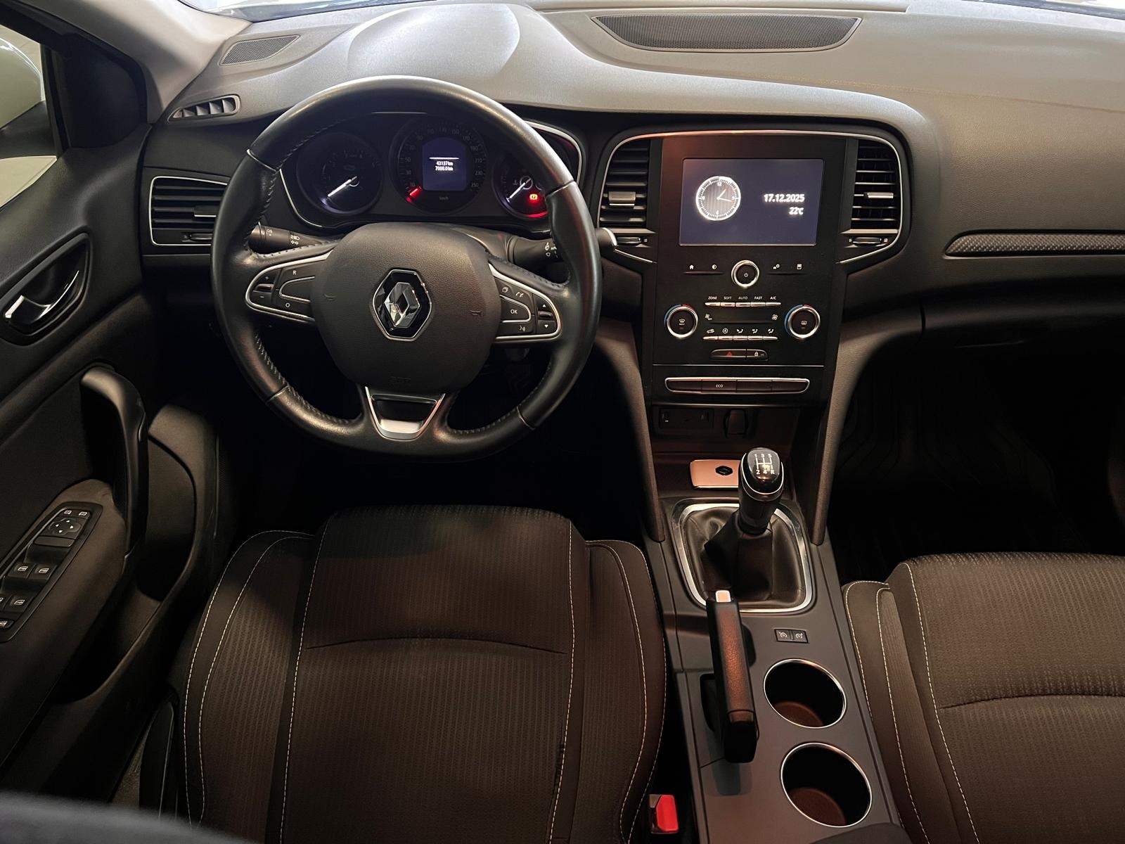 2019 Benzin Manuel Renault Megane Beyaz Ermat Motorlu Araçlar ve Tarım Ürünleri Sanayi Ticaret A.Ş.