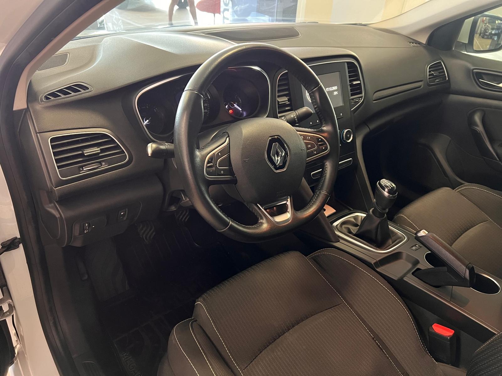 2019 Benzin Manuel Renault Megane Beyaz Ermat Motorlu Araçlar ve Tarım Ürünleri Sanayi Ticaret A.Ş.