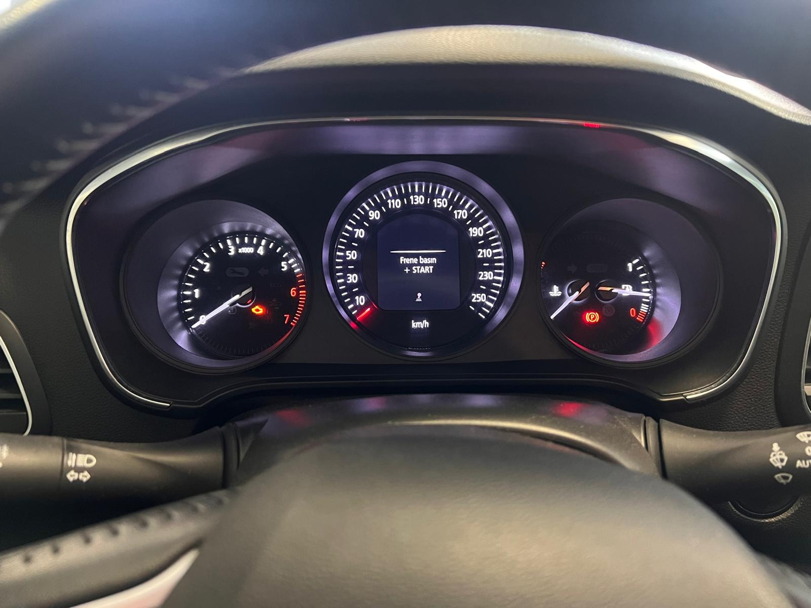 2019 Benzin Manuel Renault Megane Beyaz Ermat Motorlu Araçlar ve Tarım Ürünleri Sanayi Ticaret A.Ş.