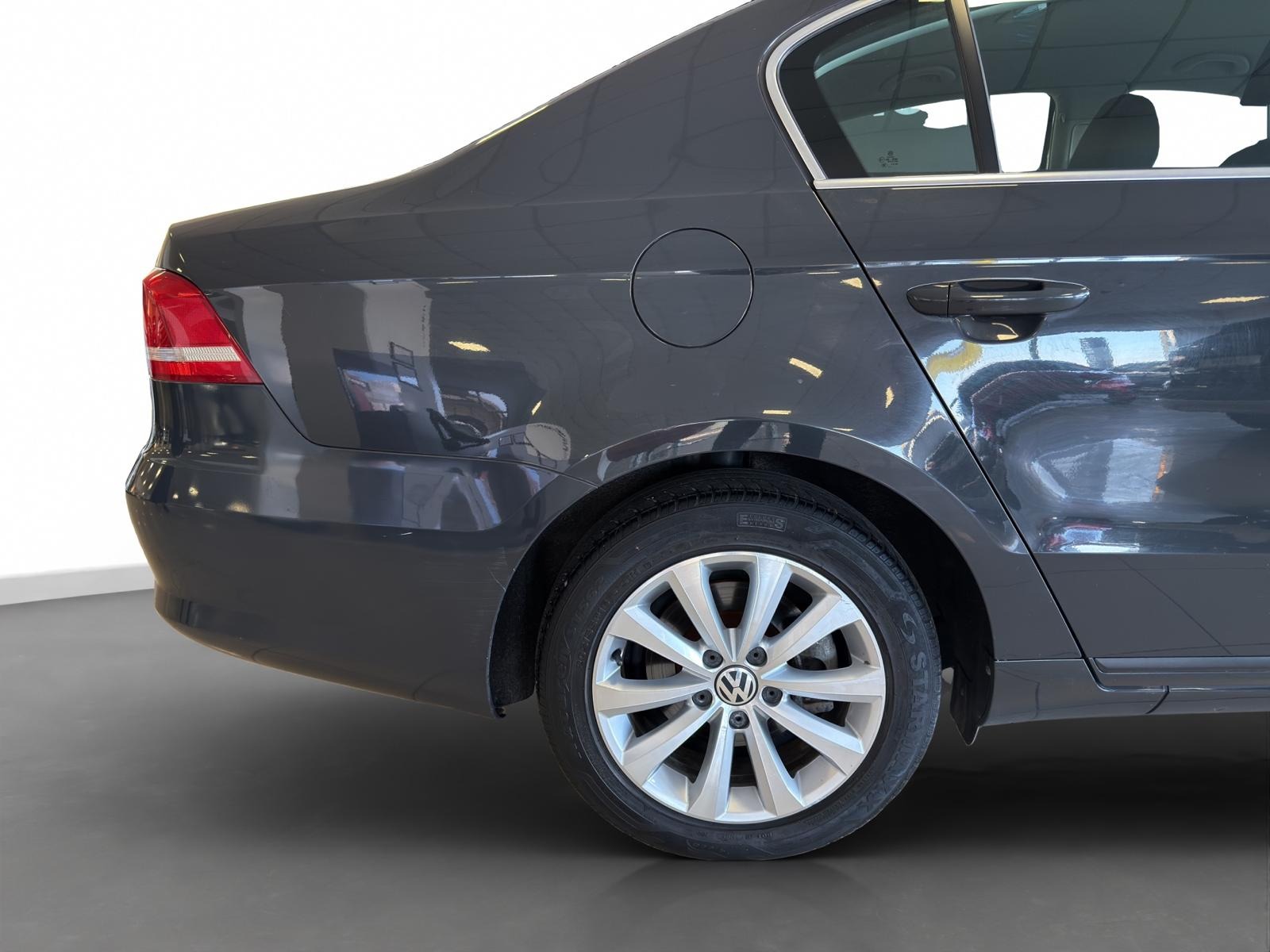 2012 Benzin Manuel Volkswagen Passat Siyah Ermat Motorlu Araçlar ve Tarım Ürünleri Sanayi Ticaret A.Ş.