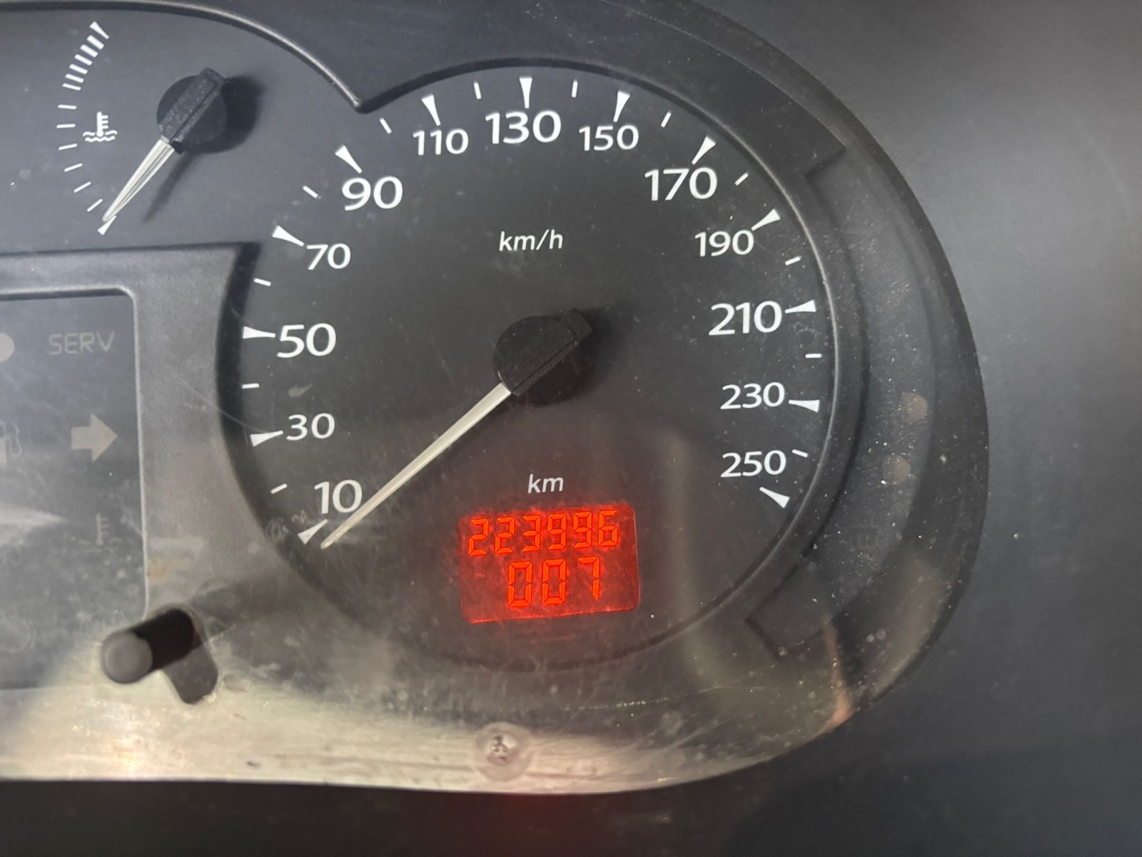 2010 Dizel Manuel Renault Symbol Gri Ermat Motorlu Araçlar ve Tarım Ürünleri Sanayi Ticaret A.Ş.