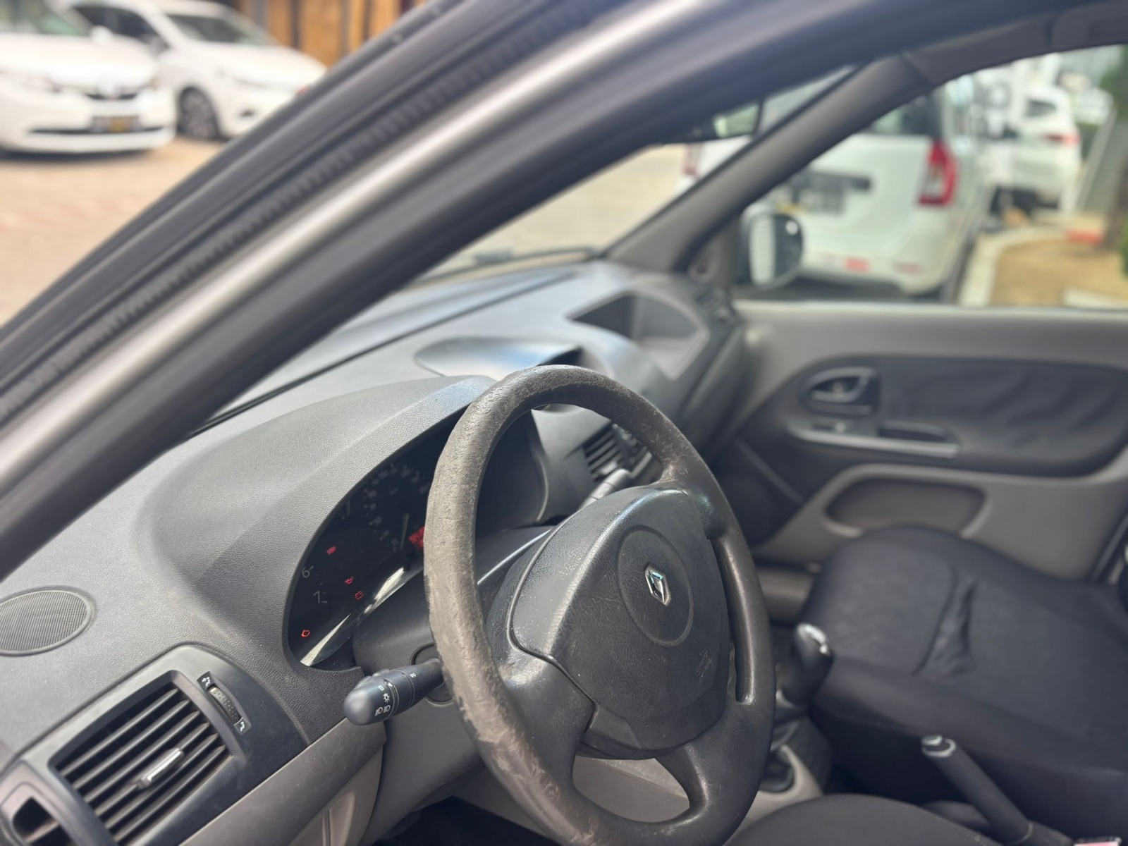 2010 Dizel Manuel Renault Symbol Gri Ermat Motorlu Araçlar ve Tarım Ürünleri Sanayi Ticaret A.Ş.