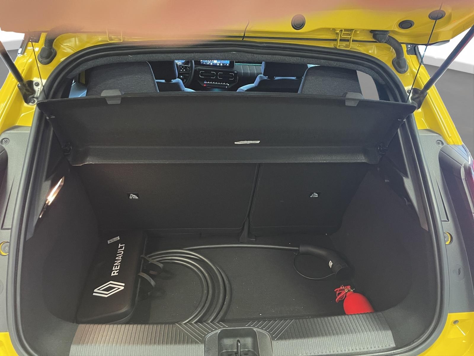 2025 Elektrik Otomatik Renault R5 E-Tech Sarı Ermat Motorlu Araçlar ve Tarım Ürünleri Sanayi Ticaret A.Ş.