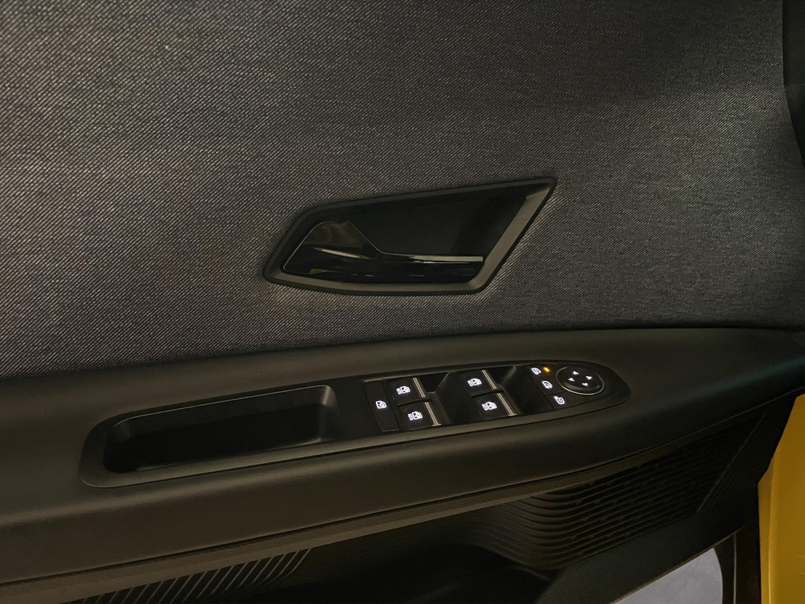 2025 Elektrik Otomatik Renault R5 E-Tech Sarı Ermat Motorlu Araçlar ve Tarım Ürünleri Sanayi Ticaret A.Ş.