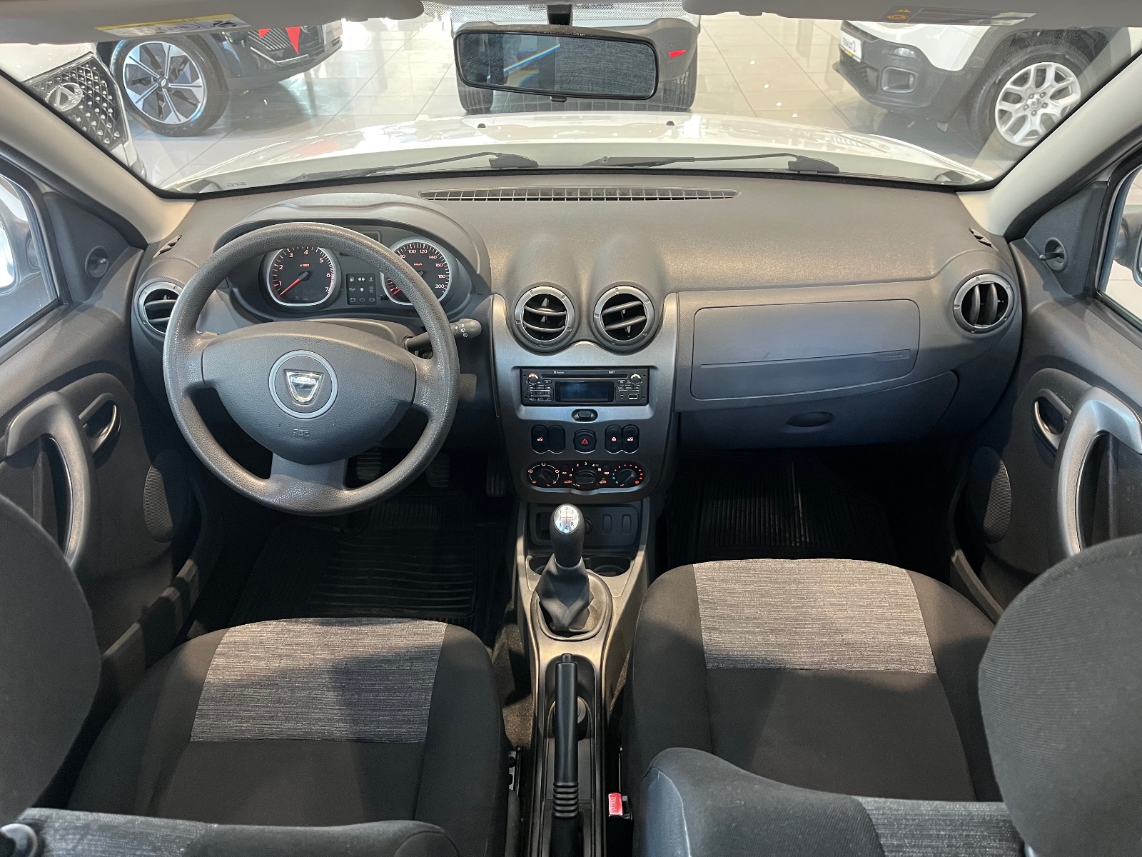 2013 Dizel Manuel Dacia Duster Beyaz Ermat Motorlu Araçlar ve Tarım Ürünleri Sanayi Ticaret A.Ş.