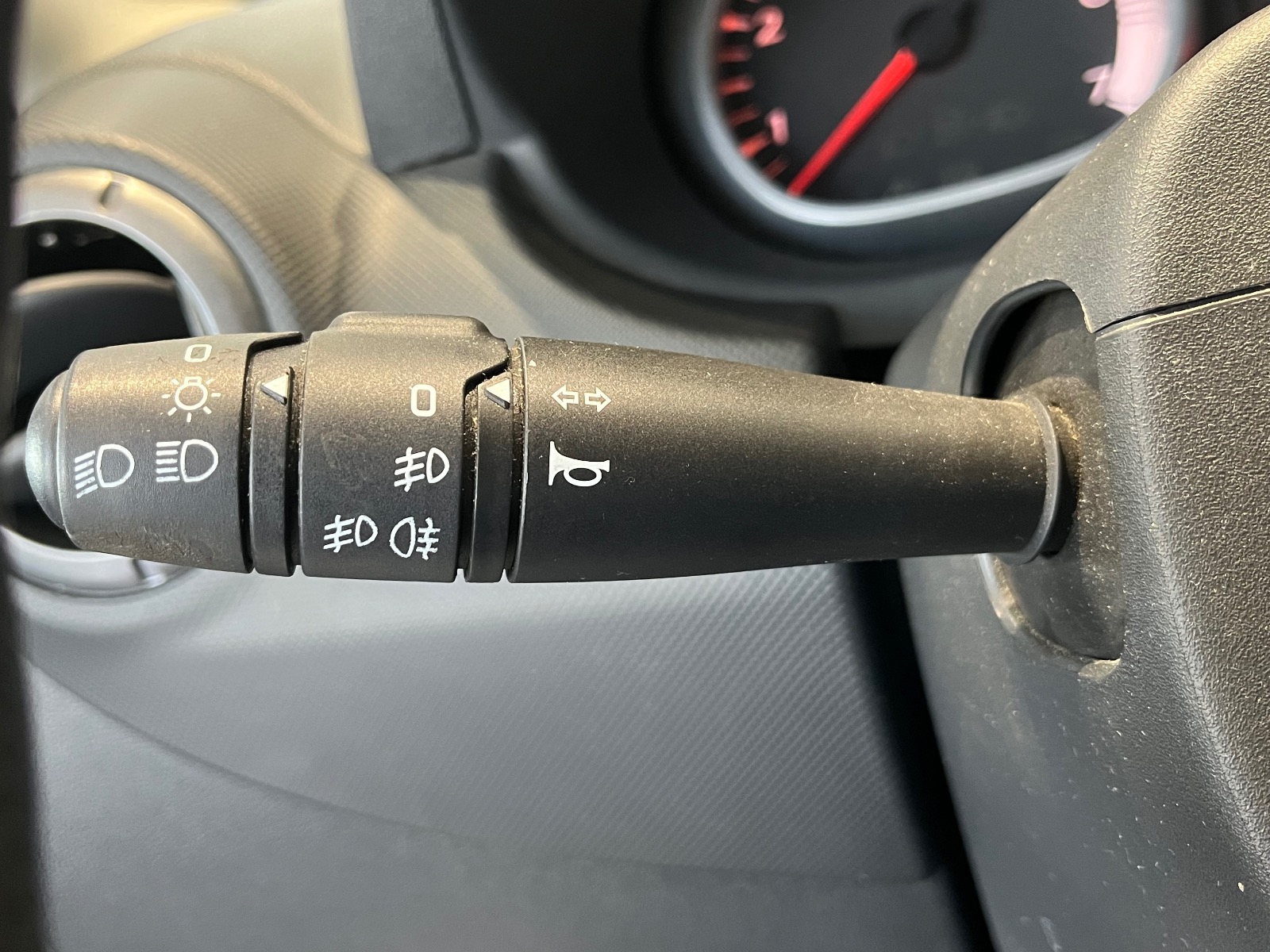 2013 Dizel Manuel Dacia Duster Beyaz Ermat Motorlu Araçlar ve Tarım Ürünleri Sanayi Ticaret A.Ş.