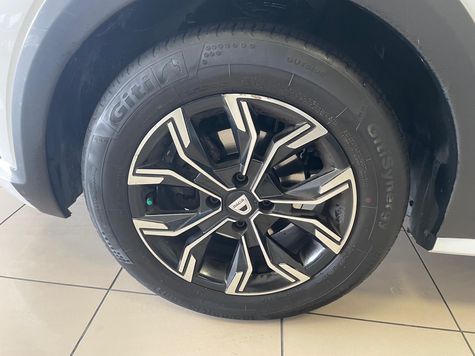 2023 Benzin Otomatik Dacia Sandero Beyaz Ermat Motorlu Araçlar ve Tarım Ürünleri Sanayi Ticaret A.Ş.