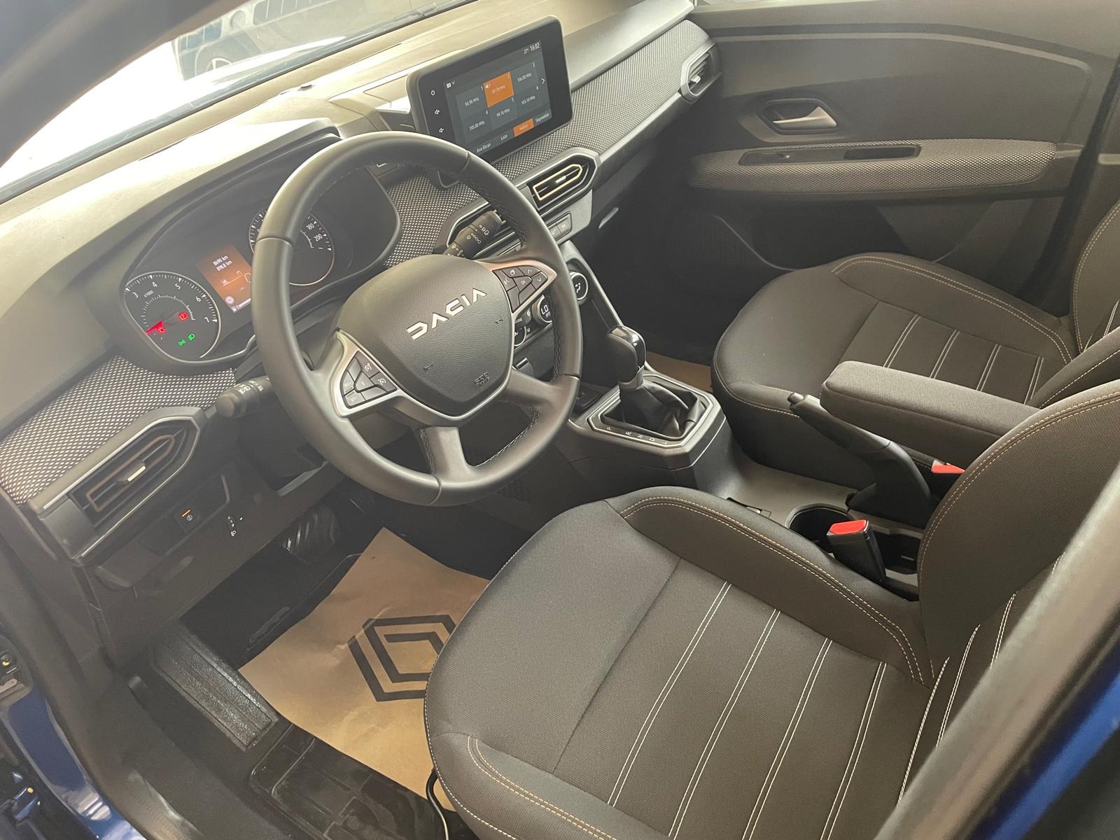 2024 Benzin Otomatik Dacia Sandero Mavi Ermat Motorlu Araçlar ve Tarım Ürünleri Sanayi Ticaret A.Ş.