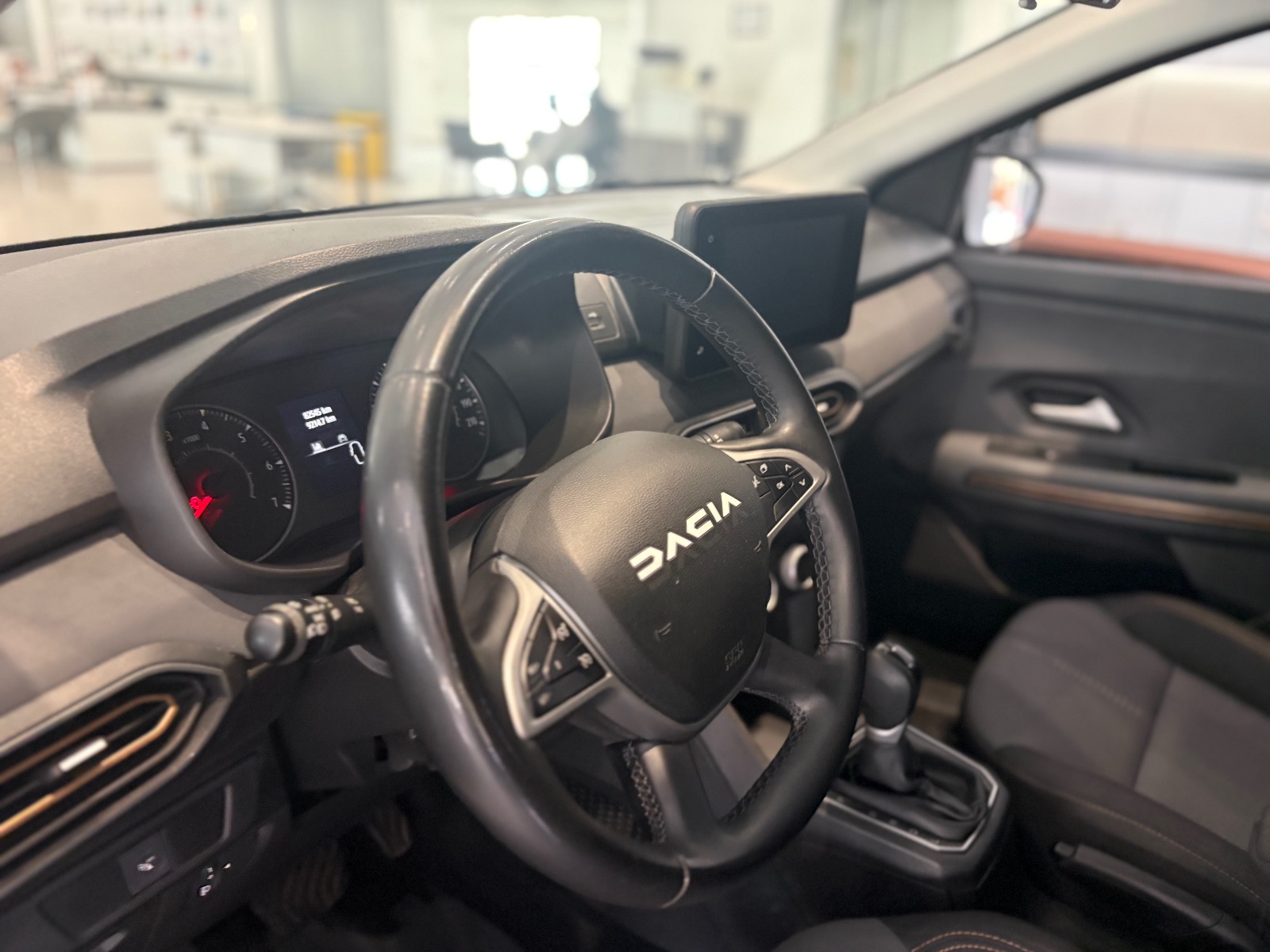 2023 Benzin Otomatik Dacia Sandero Stepway Yeşil Ermat Motorlu Araçlar ve Tarım Ürünleri Sanayi Ticaret A.Ş.