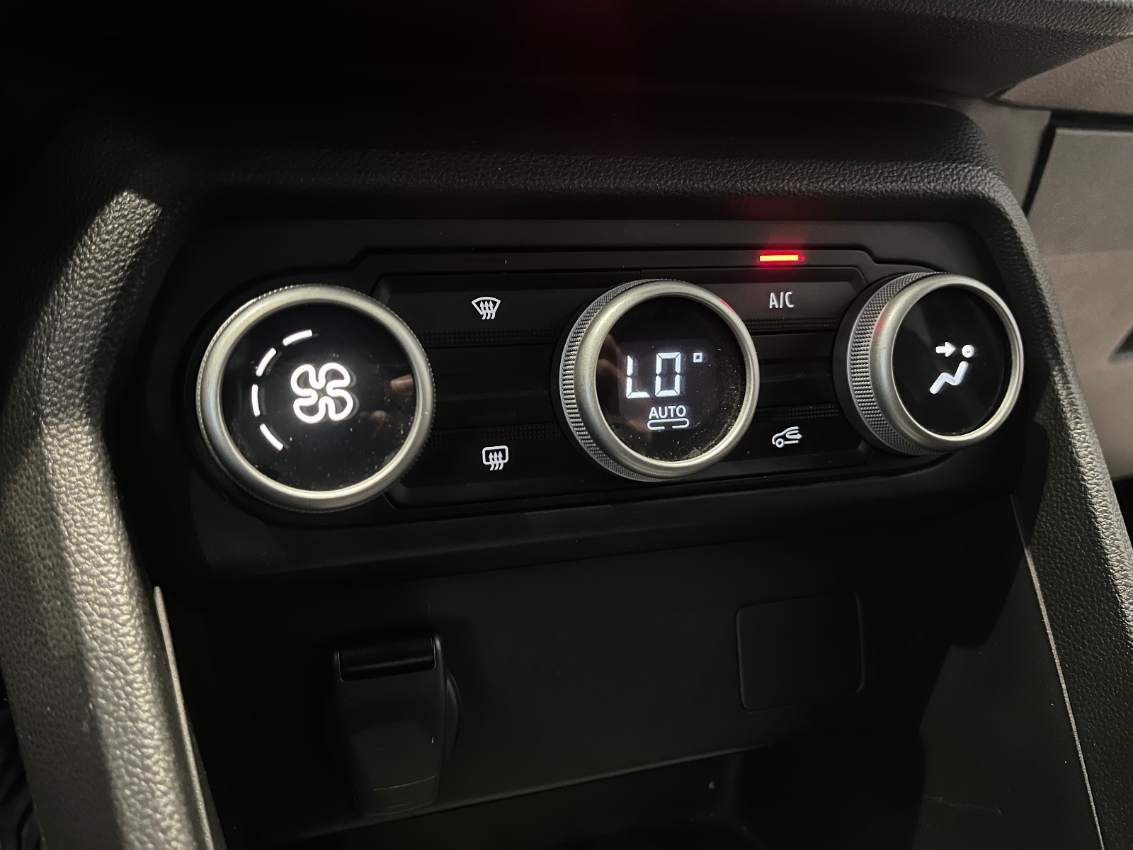 2023 Benzin Manuel Dacia Jogger Gri Ermat Motorlu Araçlar ve Tarım Ürünleri Sanayi Ticaret A.Ş.