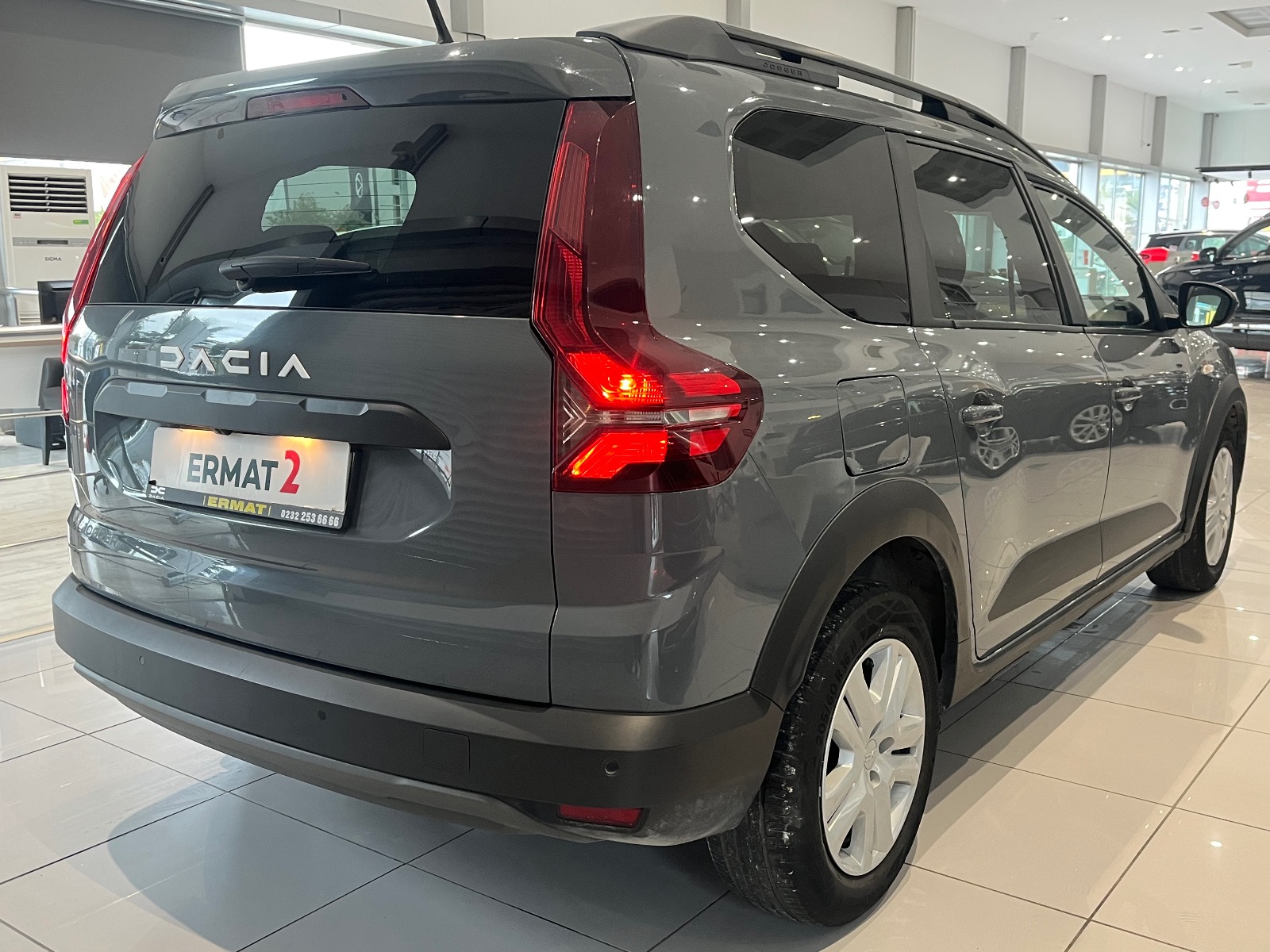 2023 Benzin Manuel Dacia Jogger Gri Ermat Motorlu Araçlar ve Tarım Ürünleri Sanayi Ticaret A.Ş.