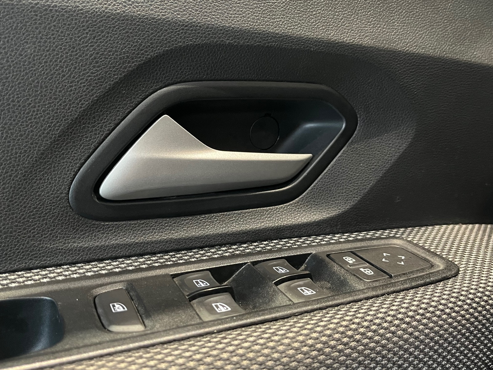 2023 Benzin Manuel Dacia Jogger Gri Ermat Motorlu Araçlar ve Tarım Ürünleri Sanayi Ticaret A.Ş.