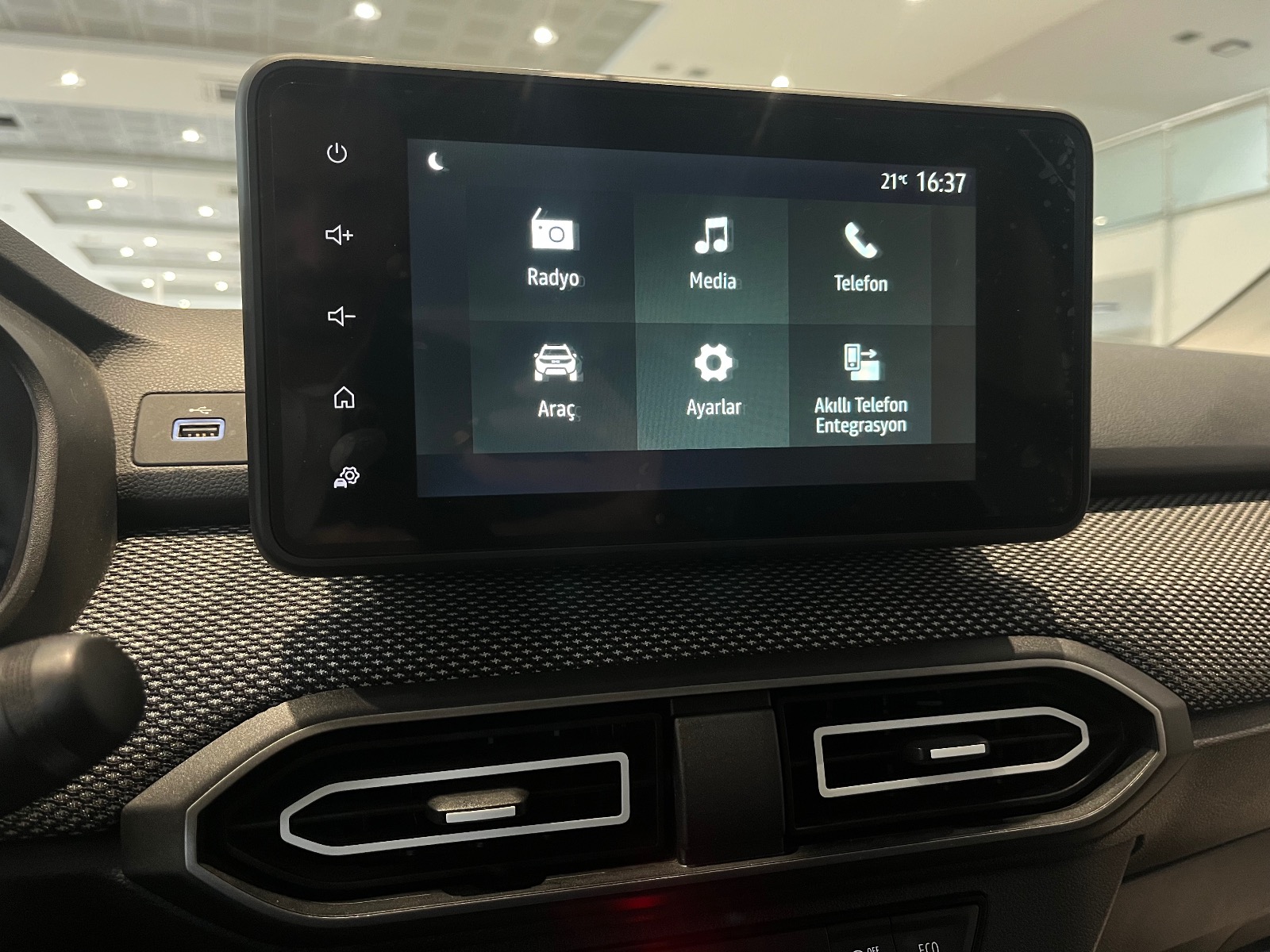 2023 Benzin Manuel Dacia Jogger Gri Ermat Motorlu Araçlar ve Tarım Ürünleri Sanayi Ticaret A.Ş.