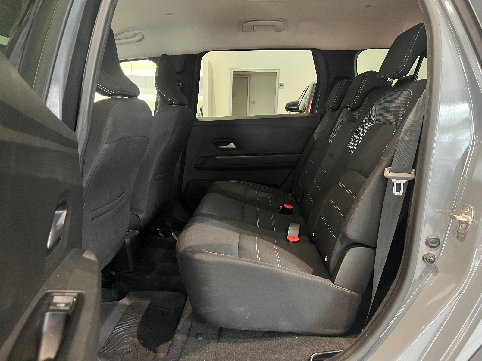 2023 Benzin Manuel Dacia Jogger Gri Ermat Motorlu Araçlar ve Tarım Ürünleri Sanayi Ticaret A.Ş.