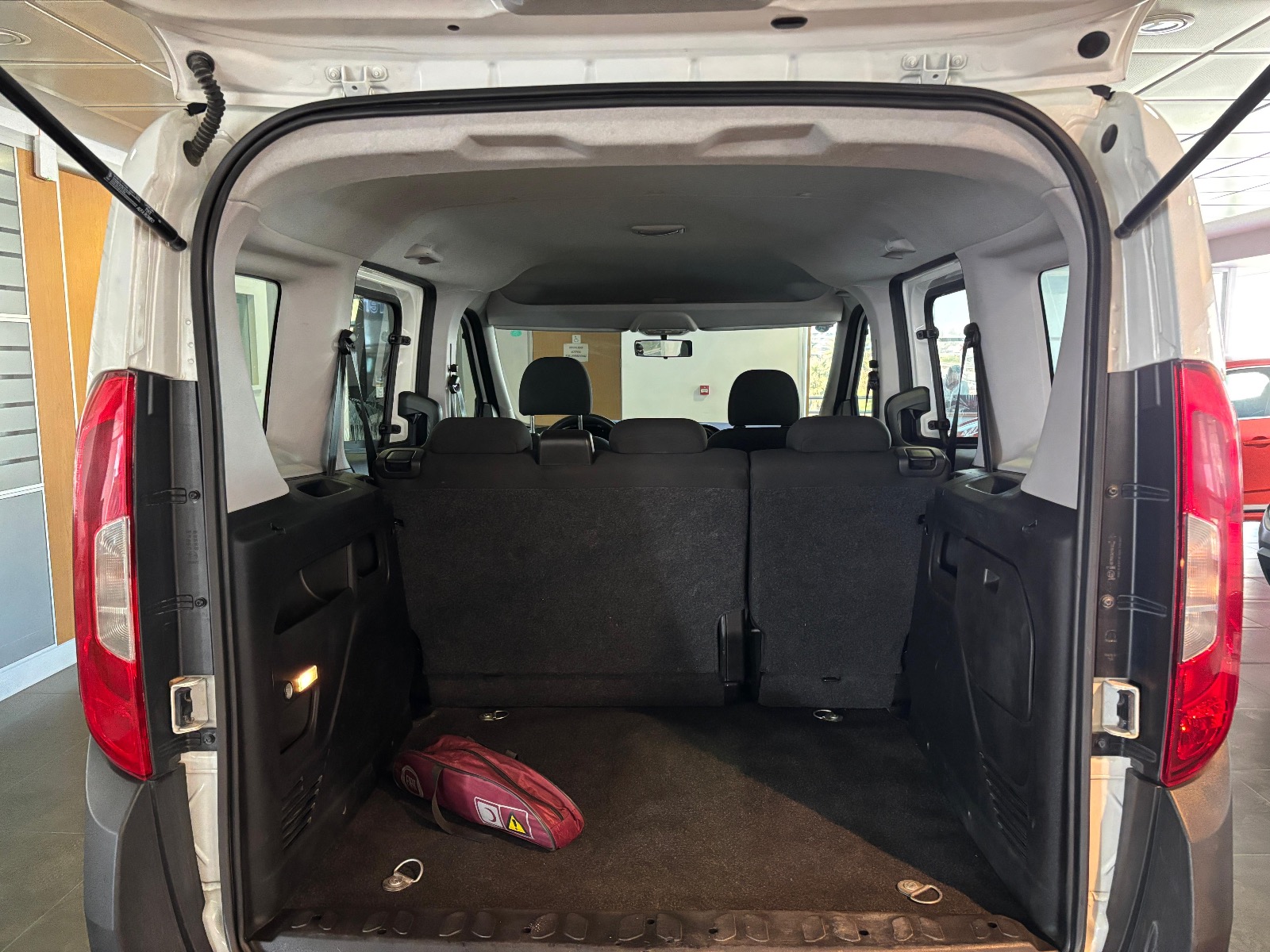 2021 Dizel Manuel Fiat Doblo Beyaz Ermat Motorlu Araçlar ve Tarım Ürünleri Sanayi Ticaret A.Ş.