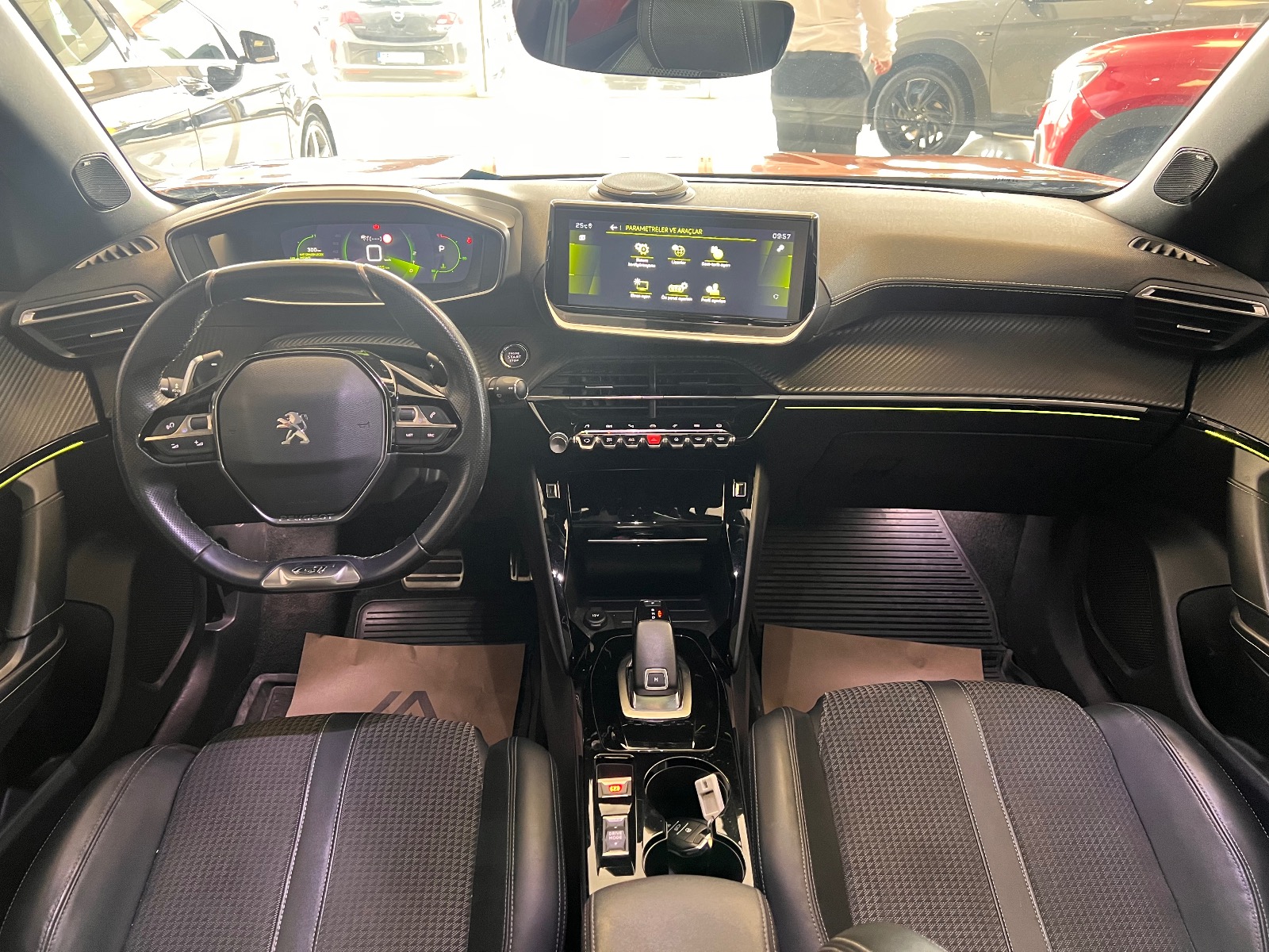 2020 Dizel Otomatik Peugeot 2008 Turuncu Ermat Motorlu Araçlar ve Tarım Ürünleri Sanayi Ticaret A.Ş.