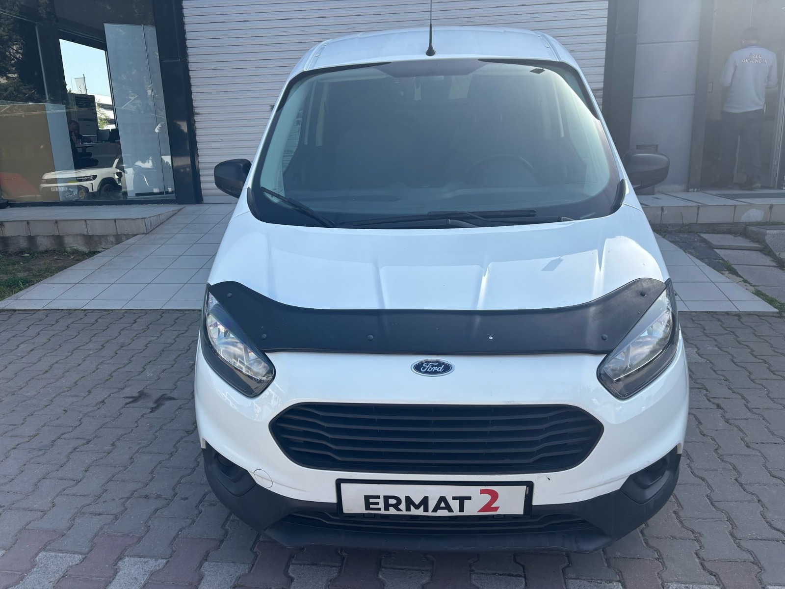 2022 Dizel Manuel Ford Transit Courier Beyaz Ermat Motorlu Araçlar ve Tarım Ürünleri Sanayi Ticaret A.Ş.
