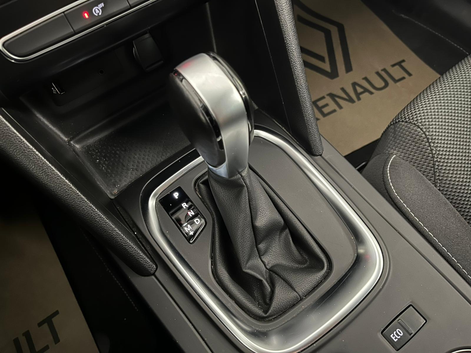 2022 Benzin Otomatik Renault Megane Mavi Ermat Motorlu Araçlar ve Tarım Ürünleri Sanayi Ticaret A.Ş.