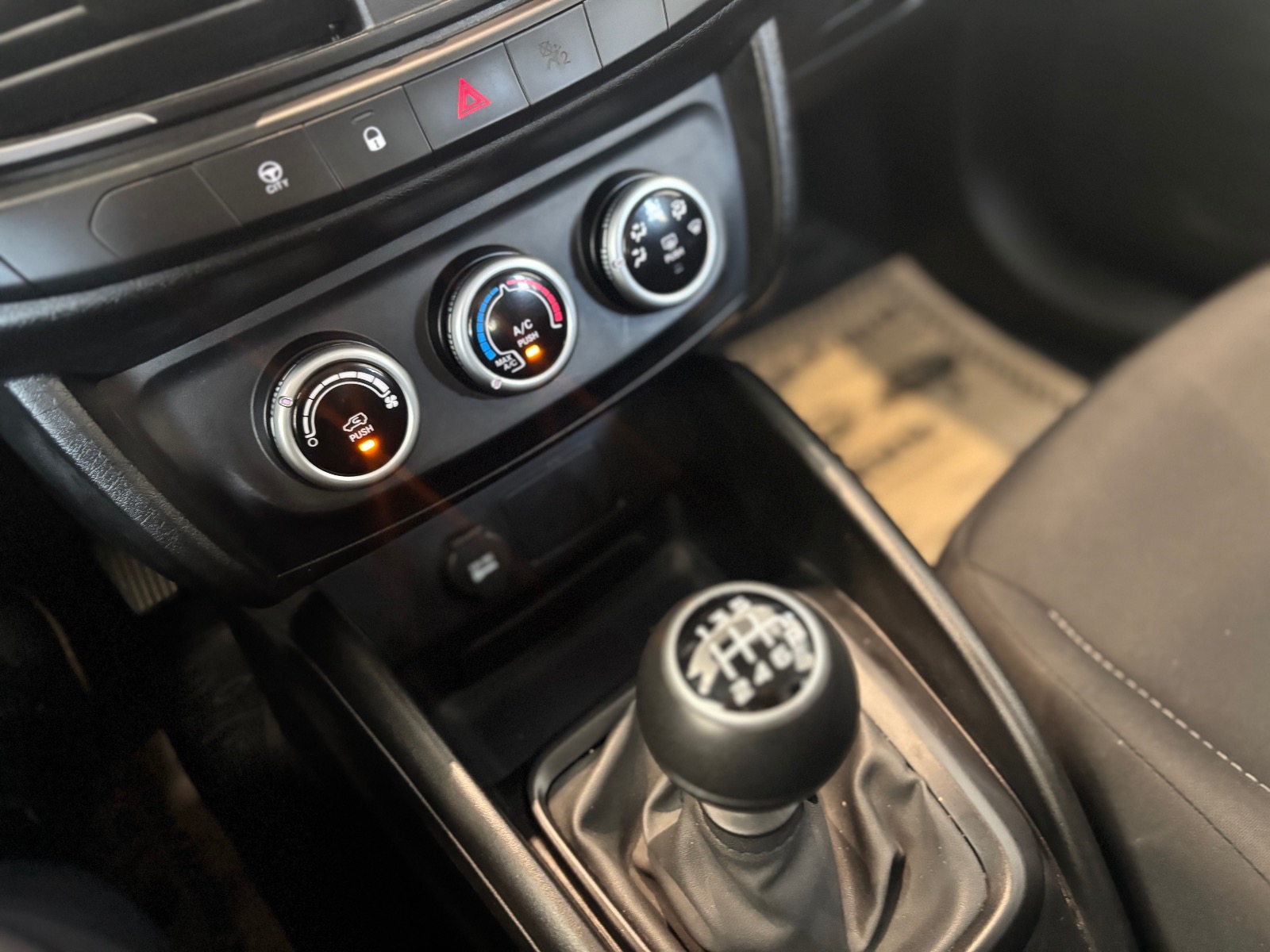 2025 Benzin Manuel Fiat Egea Cross Beyaz Ermat Motorlu Araçlar ve Tarım Ürünleri Sanayi Ticaret A.Ş.