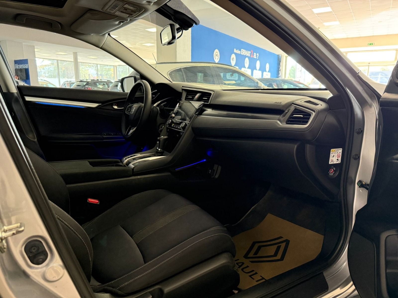 2020 Benzin + LPG Otomatik Honda Civic Gümüş Gri Ermat Motorlu Araçlar ve Tarım Ürünleri Sanayi Ticaret A.Ş.