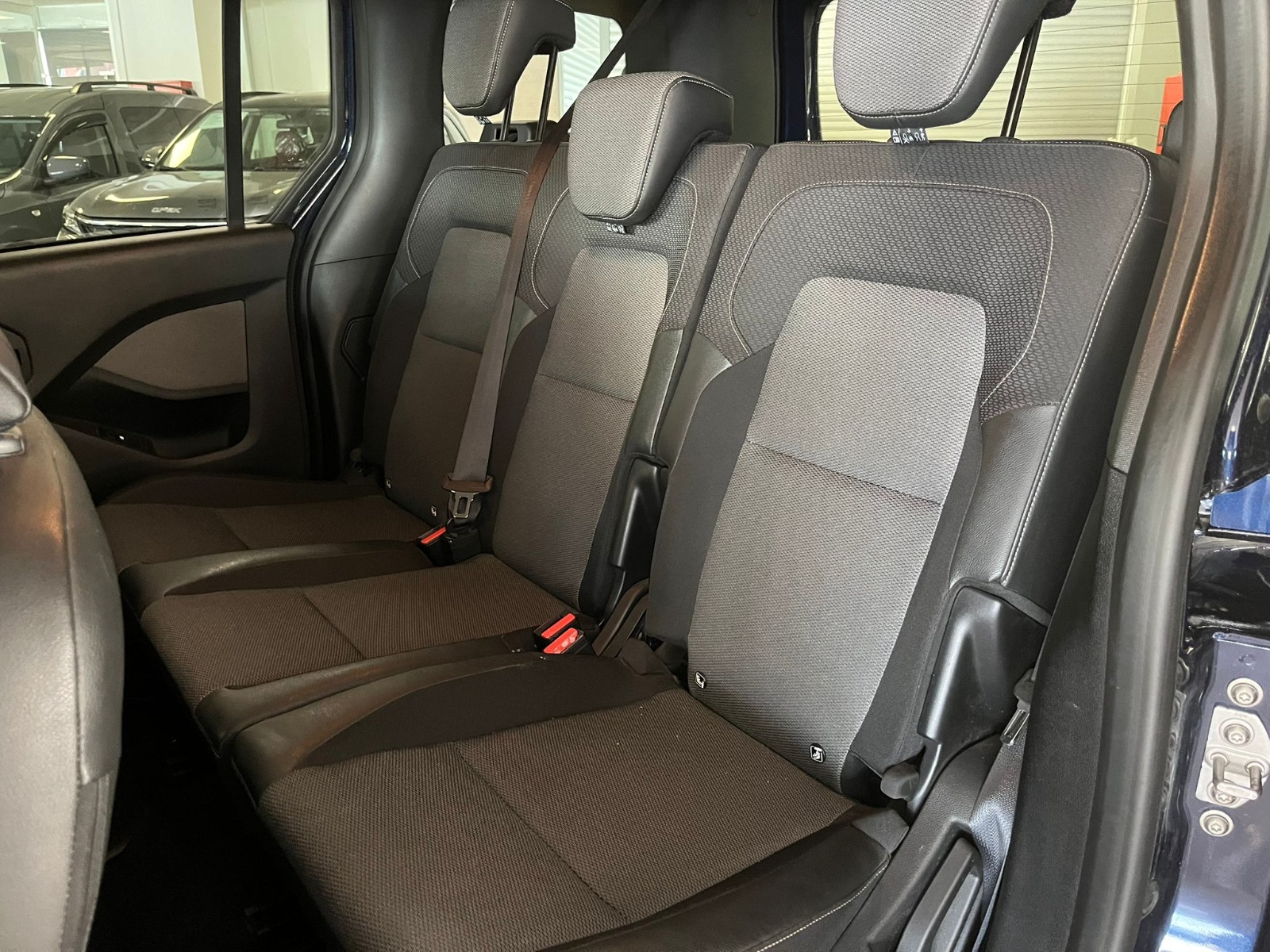2023 Elektrik Otomatik Renault Kangoo Mavi Ermat Motorlu Araçlar ve Tarım Ürünleri Sanayi Ticaret A.Ş.