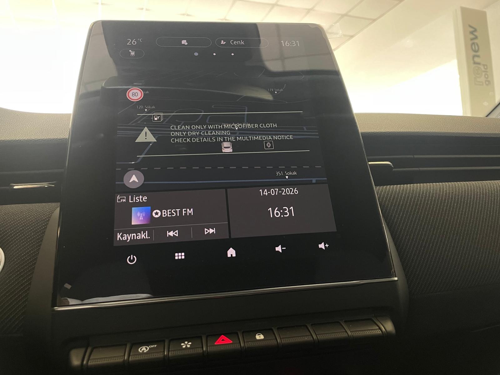 2025 Benzin Otomatik Renault Clio Gri Ermat Motorlu Araçlar ve Tarım Ürünleri Sanayi Ticaret A.Ş.