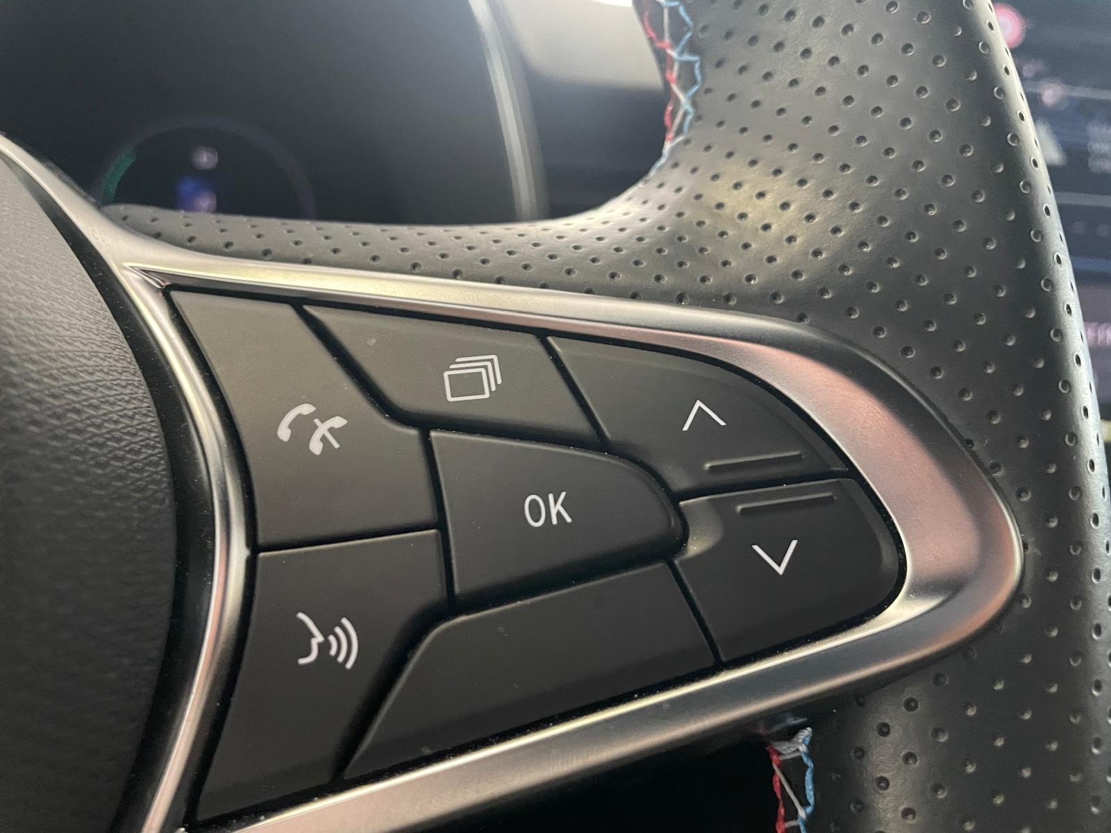 2025 Benzin Otomatik Renault Clio Gri Ermat Motorlu Araçlar ve Tarım Ürünleri Sanayi Ticaret A.Ş.