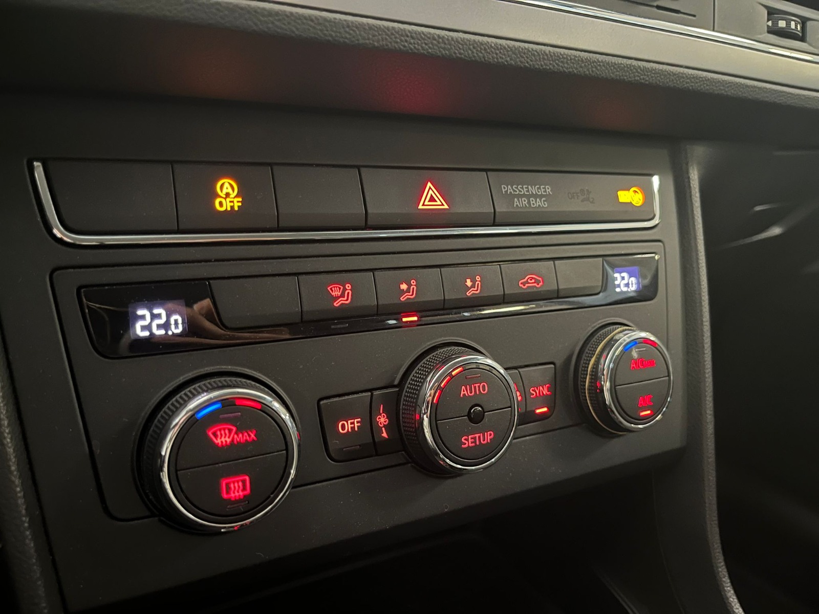 2018 Benzin Otomatik Seat Leon Mor Ermat Motorlu Araçlar ve Tarım Ürünleri Sanayi Ticaret A.Ş.