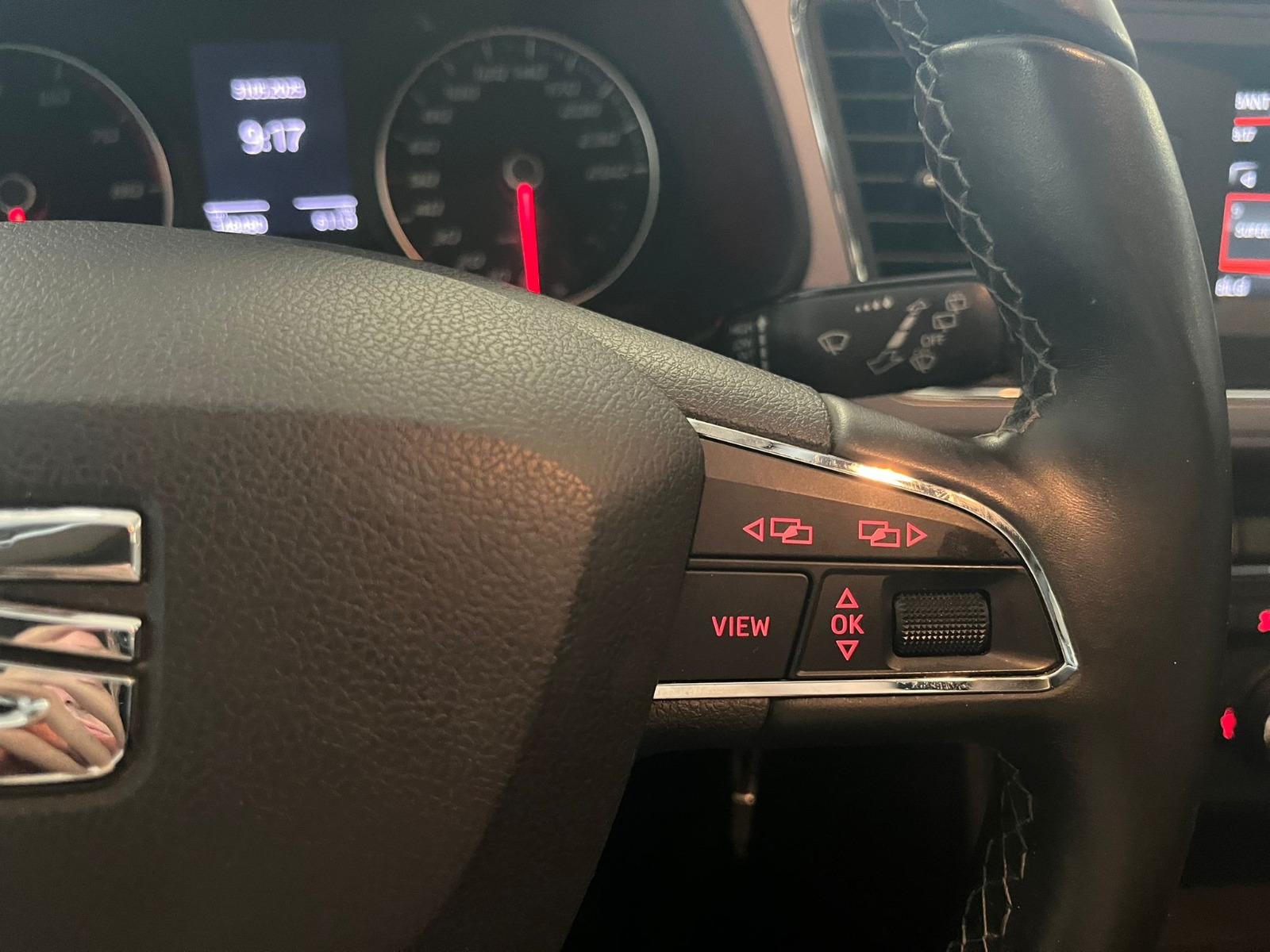 2018 Benzin Otomatik Seat Leon Mor Ermat Motorlu Araçlar ve Tarım Ürünleri Sanayi Ticaret A.Ş.