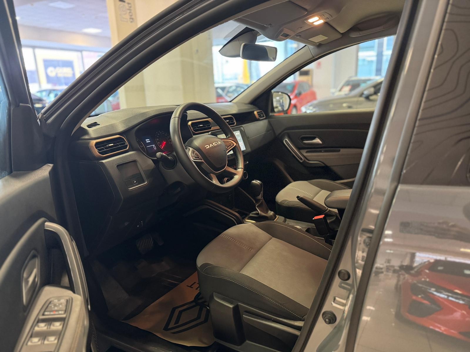 2024 Benzin Otomatik Dacia Duster Gri Ermat Motorlu Araçlar ve Tarım Ürünleri Sanayi Ticaret A.Ş.