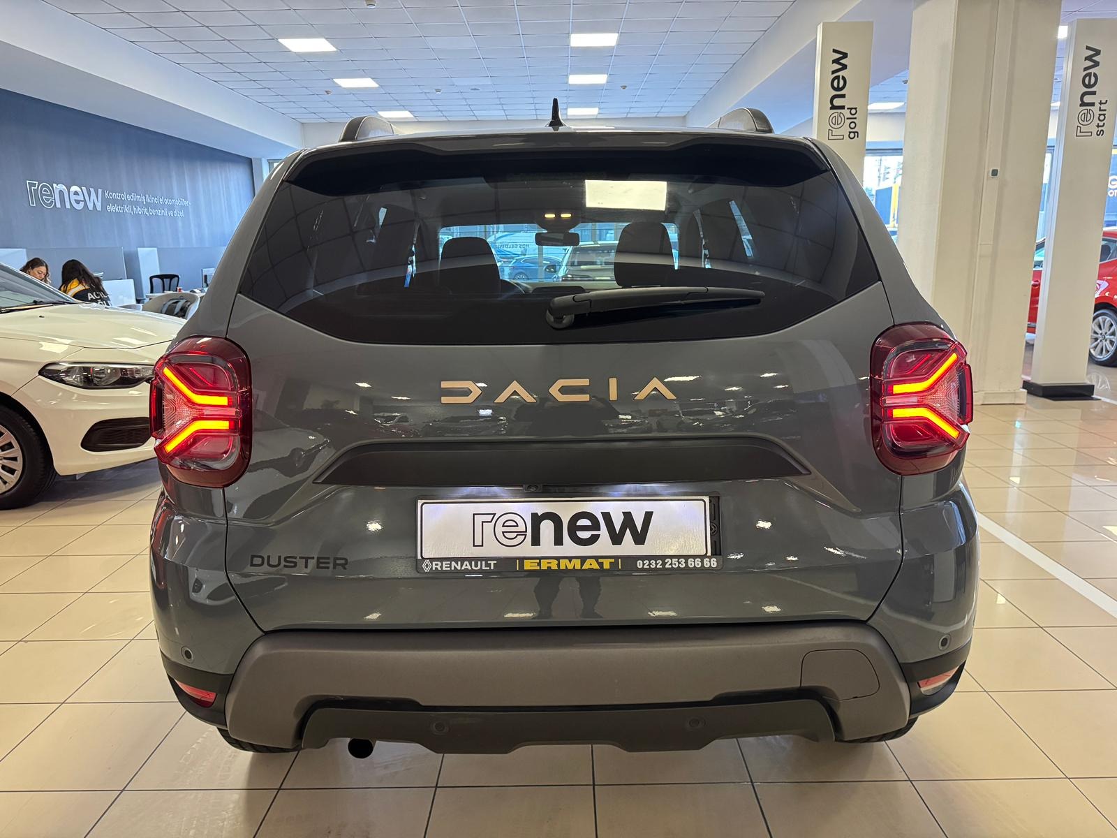 2024 Benzin Otomatik Dacia Duster Gri Ermat Motorlu Araçlar ve Tarım Ürünleri Sanayi Ticaret A.Ş.