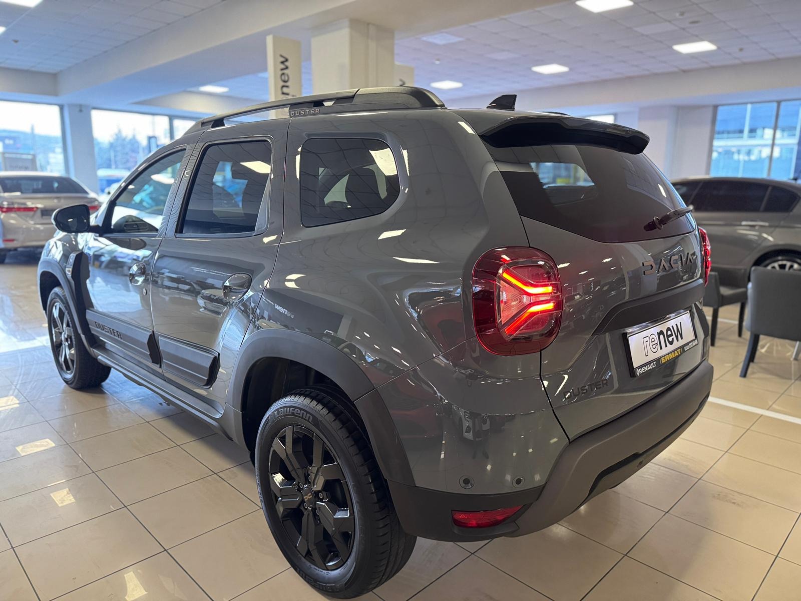 2024 Benzin Otomatik Dacia Duster Gri Ermat Motorlu Araçlar ve Tarım Ürünleri Sanayi Ticaret A.Ş.